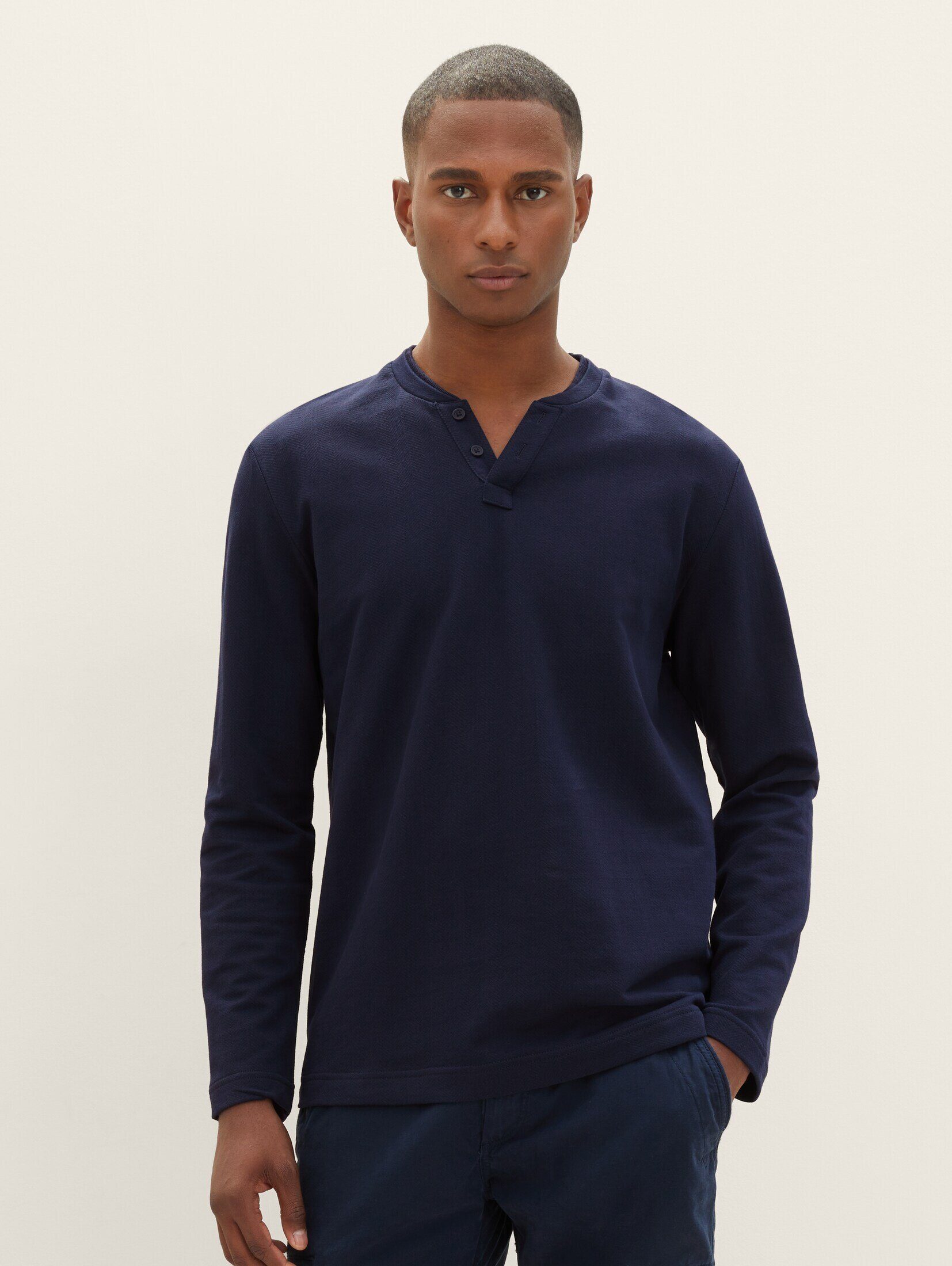 TOM TAILOR T-Shirt Serafino Langarmshirt mit Struktur navy herringbone structure