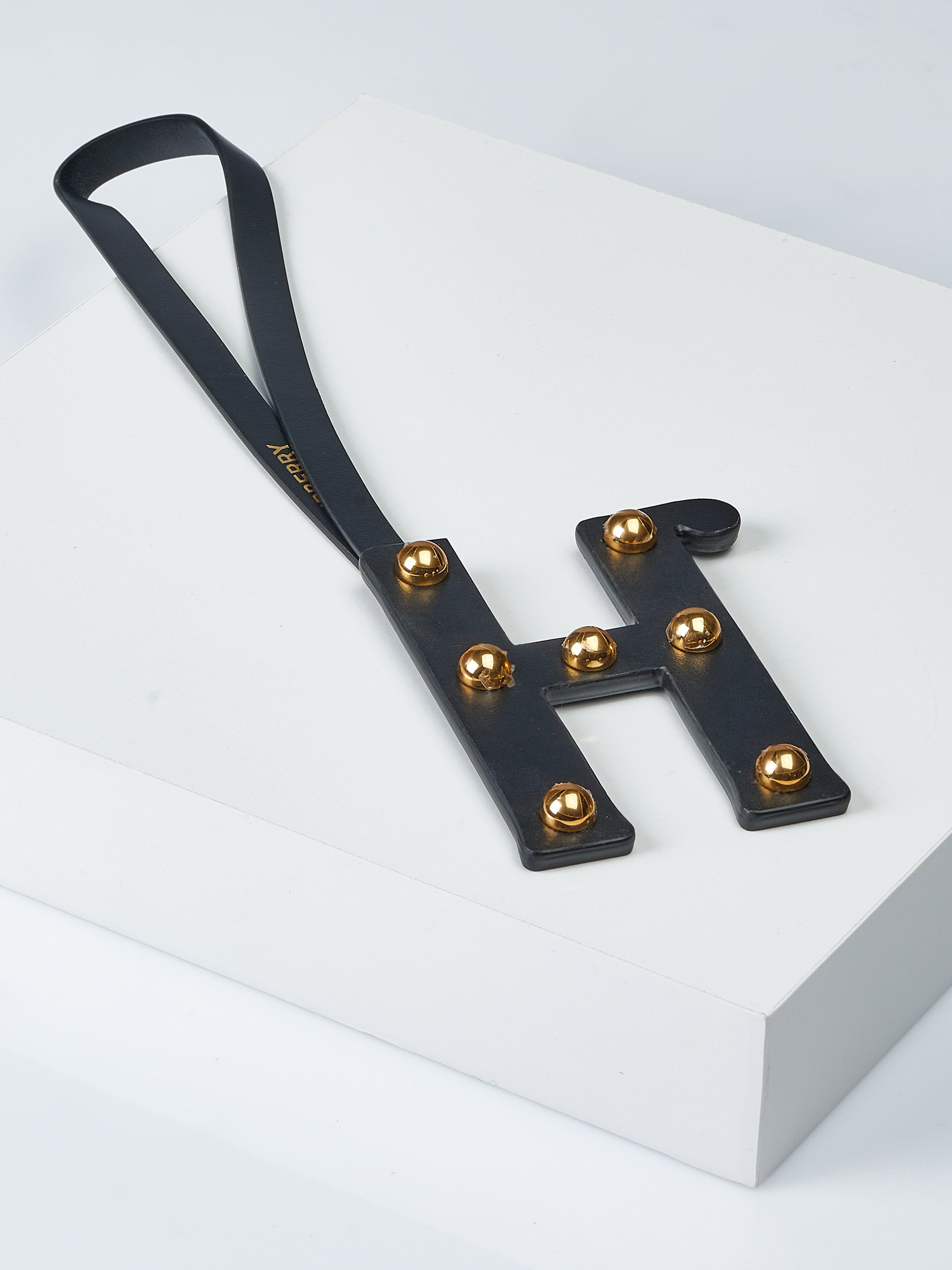 BURBERRY Schlüsselanhänger Burberry Buchstaben Anhänger schwarz