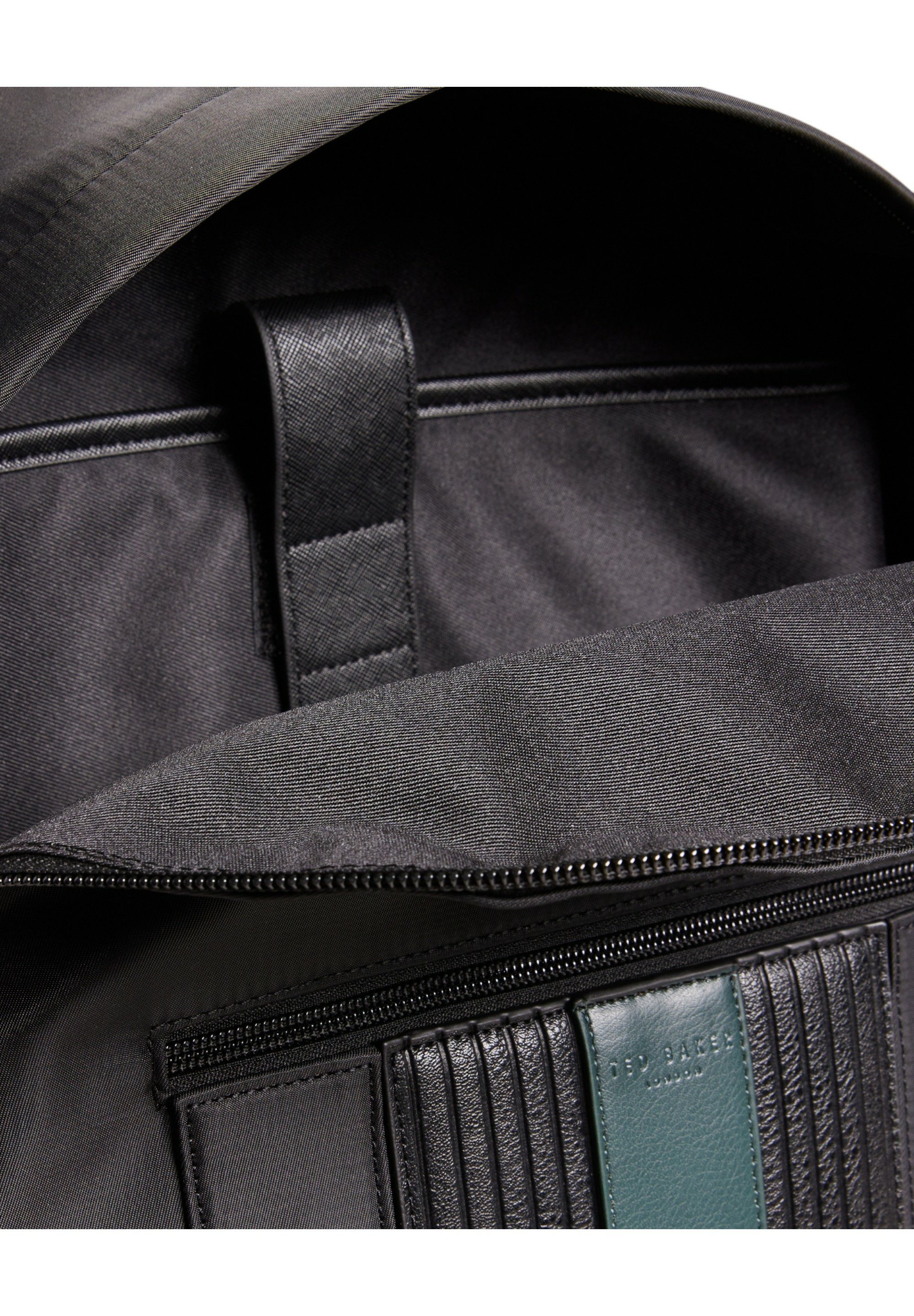 Ted Baker Rucksack RUCKEN, verstellbare Schulterriemen, Reißverschlussfach vorne