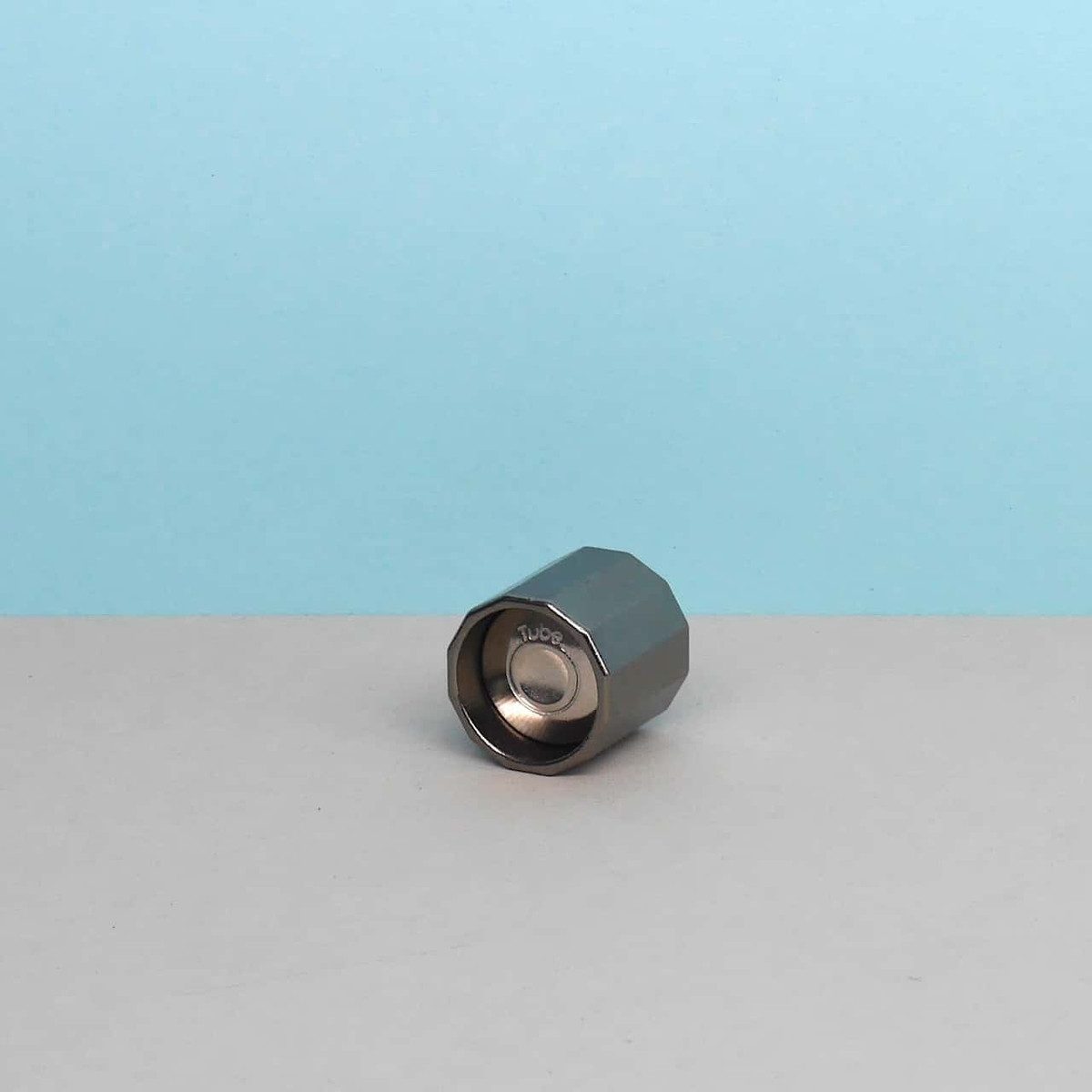 Hanayama Spiel HUZZLE CAST TUBE - eindrucksvolles Rätsel-Puzzle, Knobelspiel, Metallpuzzle