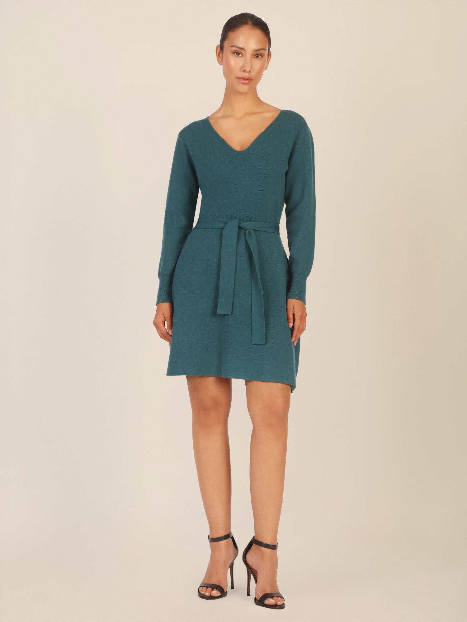 Apart Strickkleid mit V-Ausschnitt günstig online kaufen
