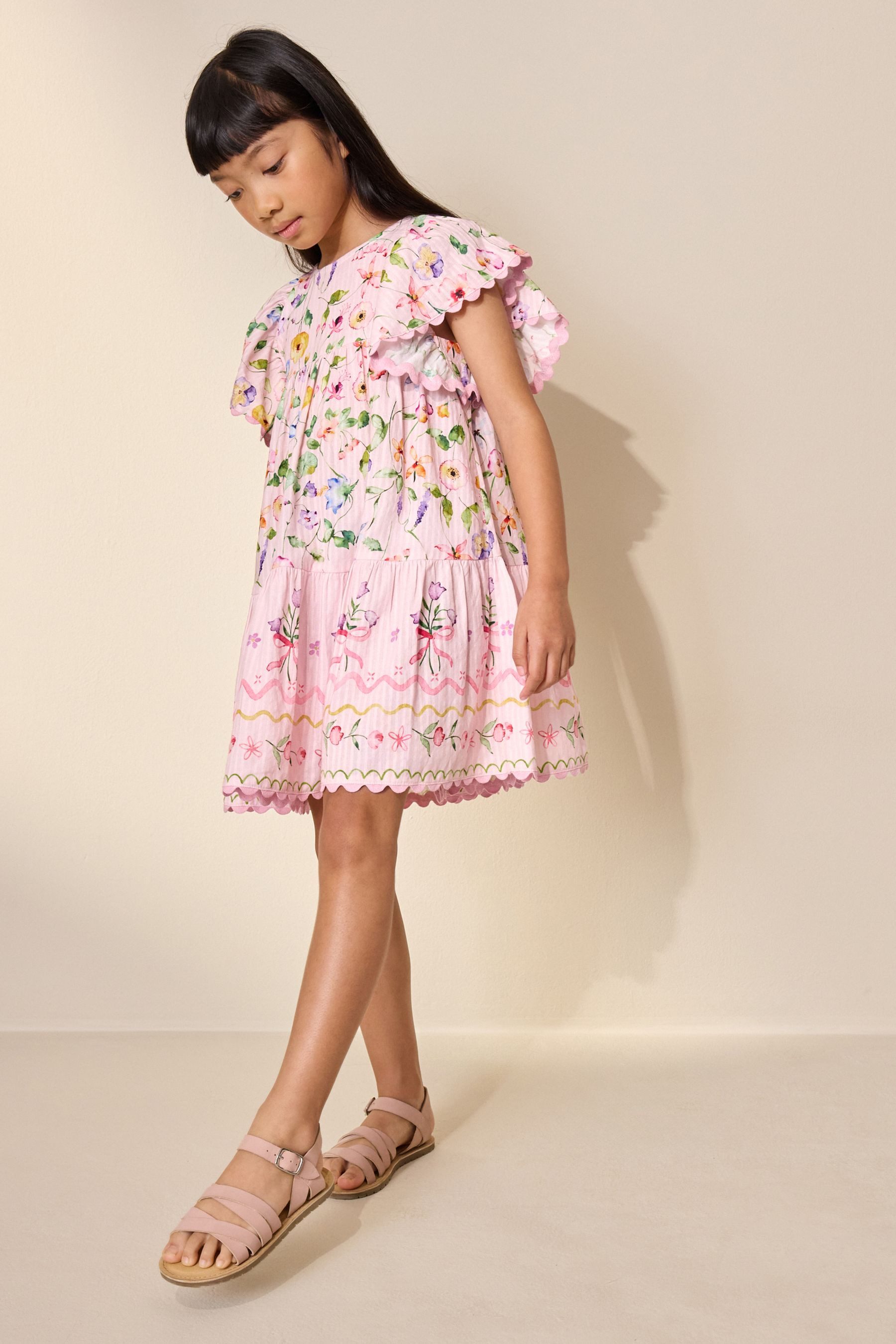 Jerseykleid Kleid mit Flügelärmeln und Print