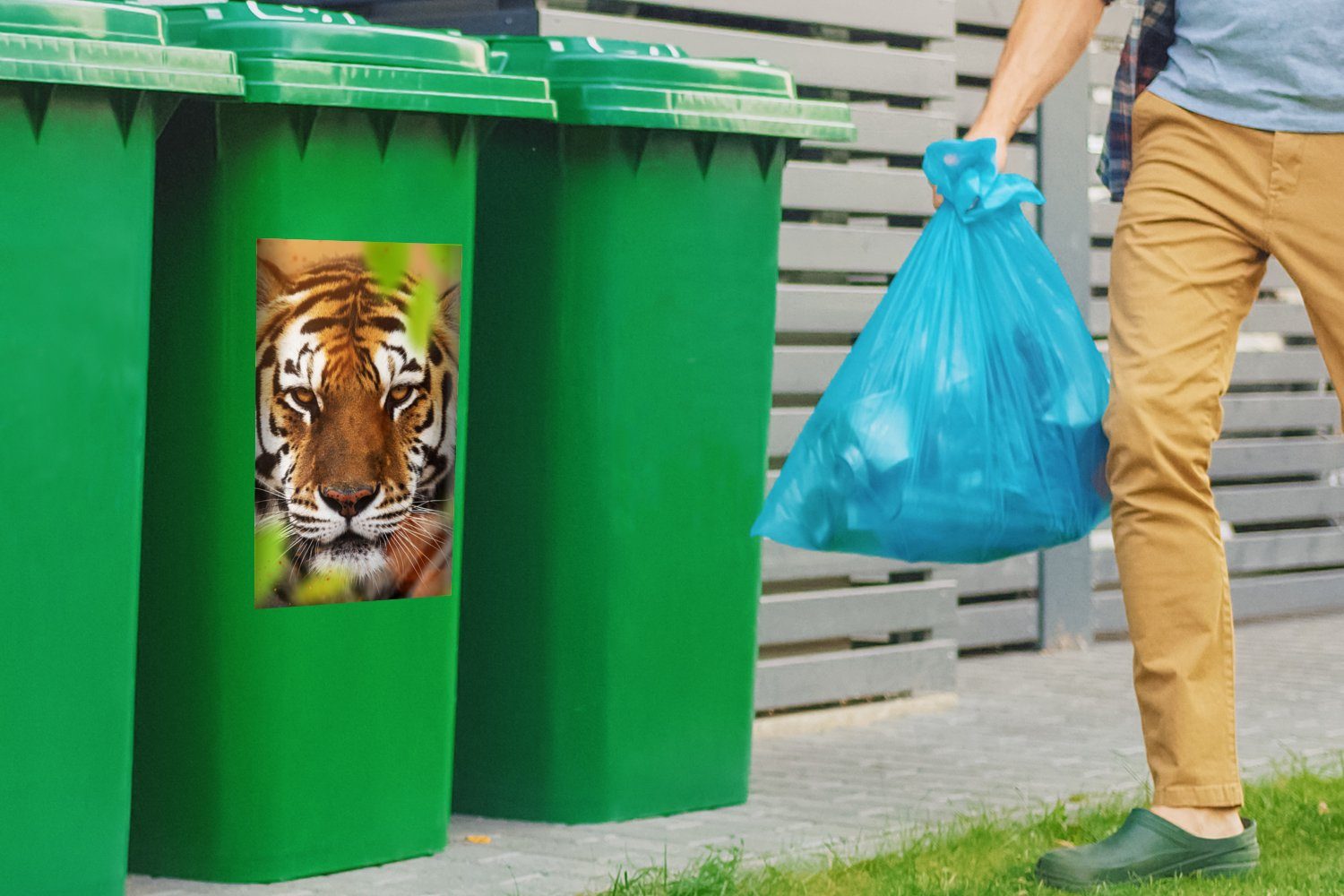 St), MuchoWow - Abfalbehälter Tiere Sticker, (1 Tiger Raubtiere Mülltonne, Mülleimer-aufkleber, - Container, Wandsticker