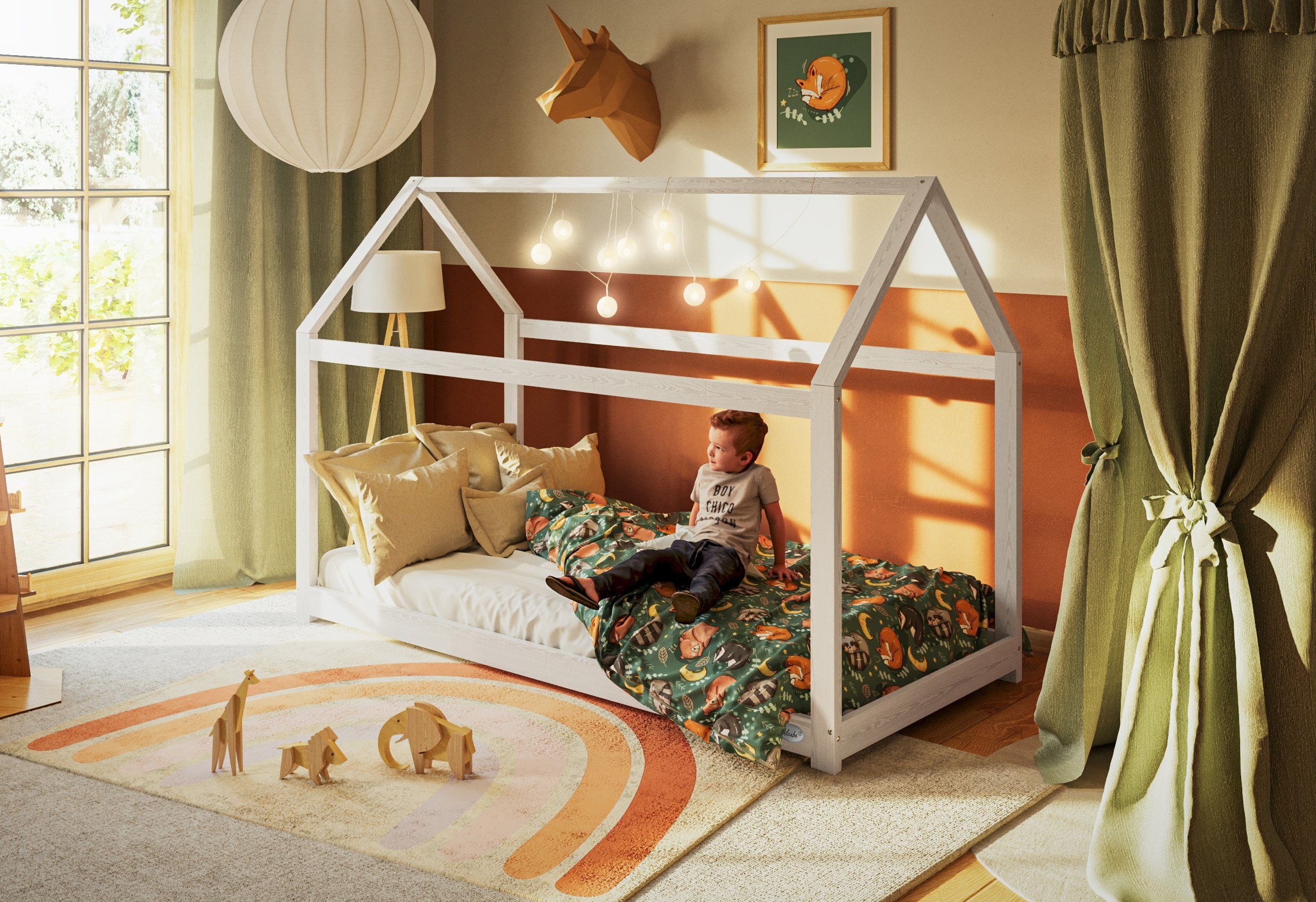 Alcube Hausbett HOLMI, Kinderbett 80x160 cm Montessori Stil, Jugendbett  bodentief Kiefernholz, Hausbett für Jungen und Mädchen, aus Massivholz -  Bett in Weiß
