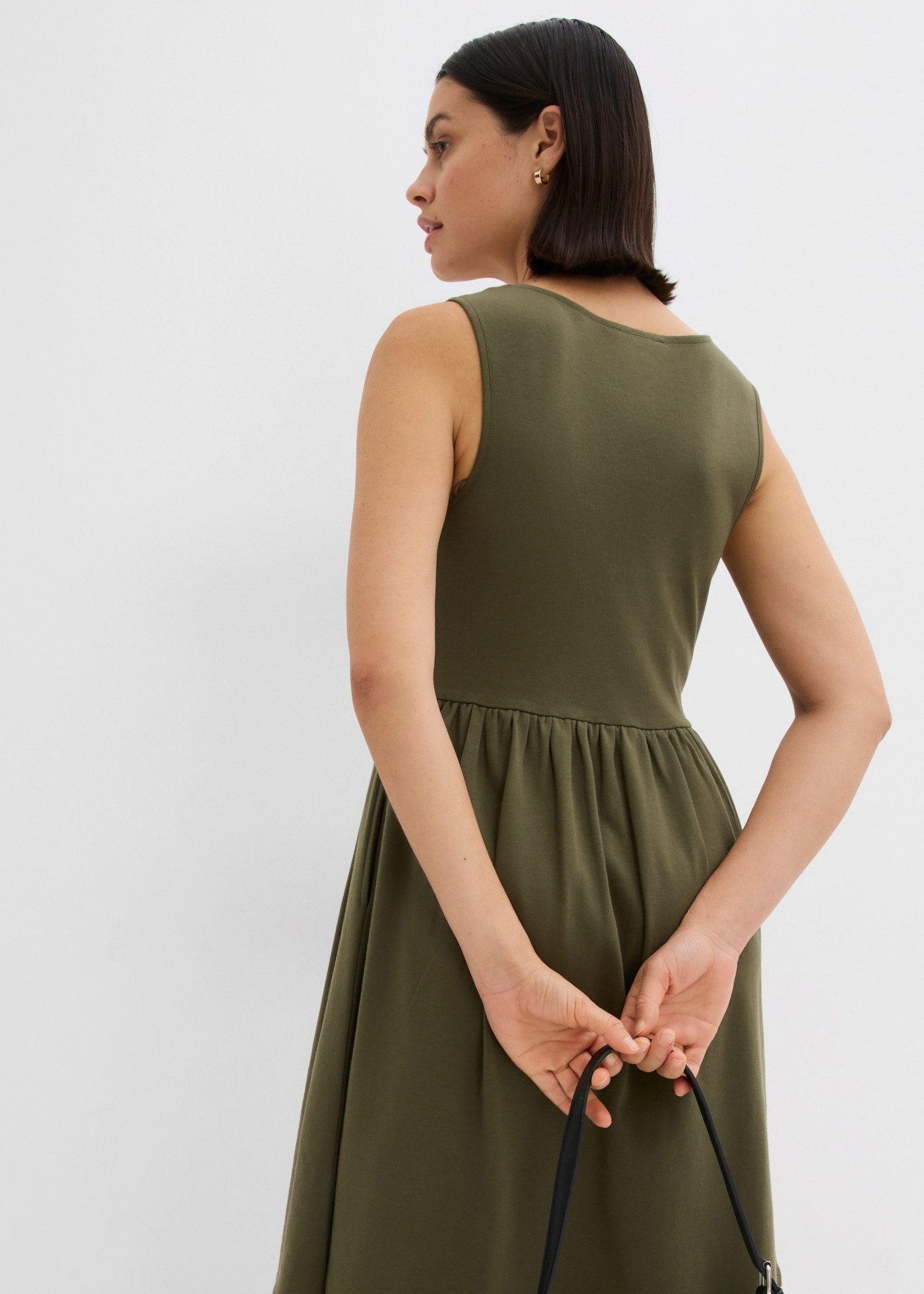 bonprix Shirtkleid bequeme Passform, ohne Ärmel, mit Eingriffstaschen, aus Baumwolle