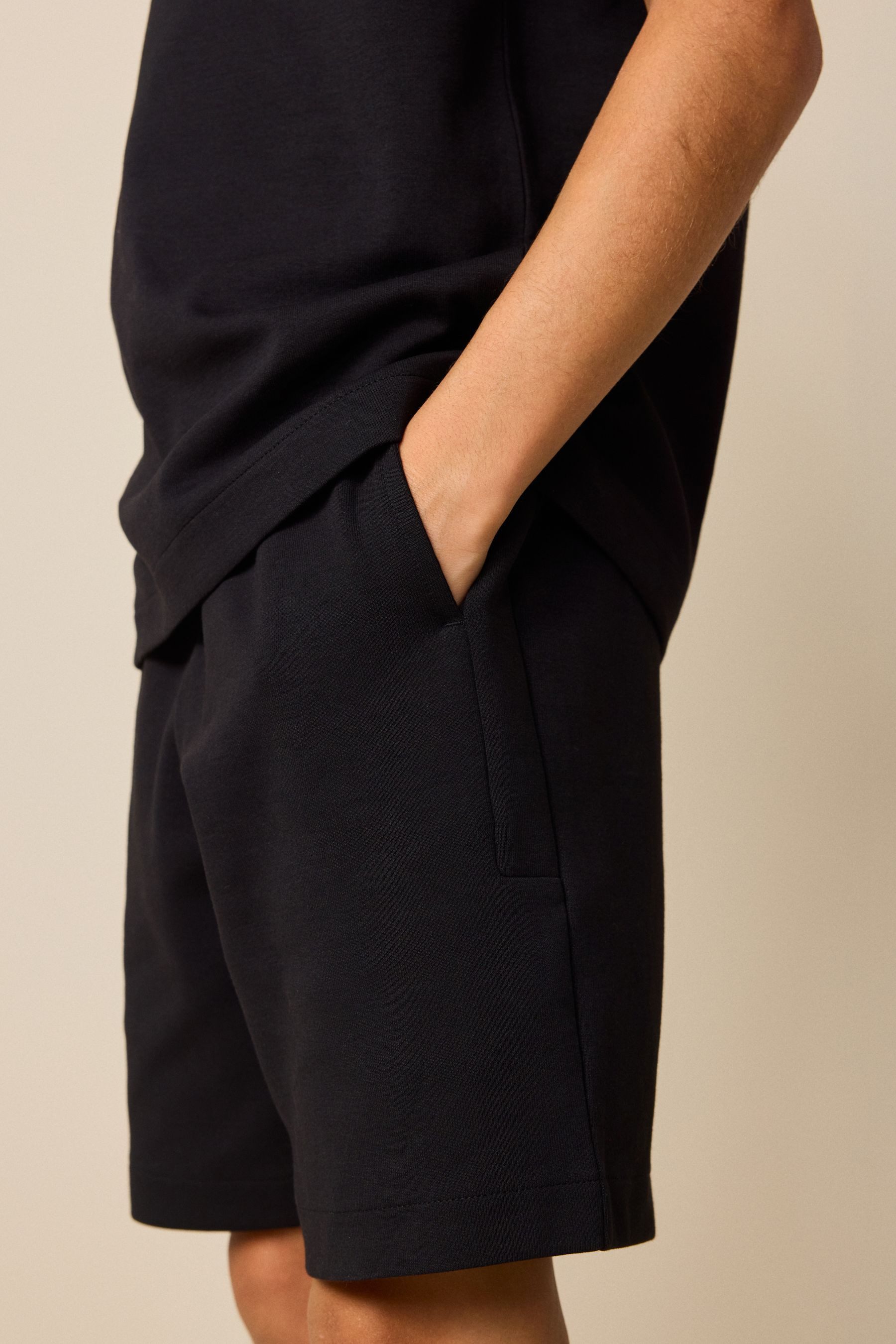 Next T-Shirt & Shorts Relaxed Fit T-Shirt und Shorts, Set (2-tlg)
