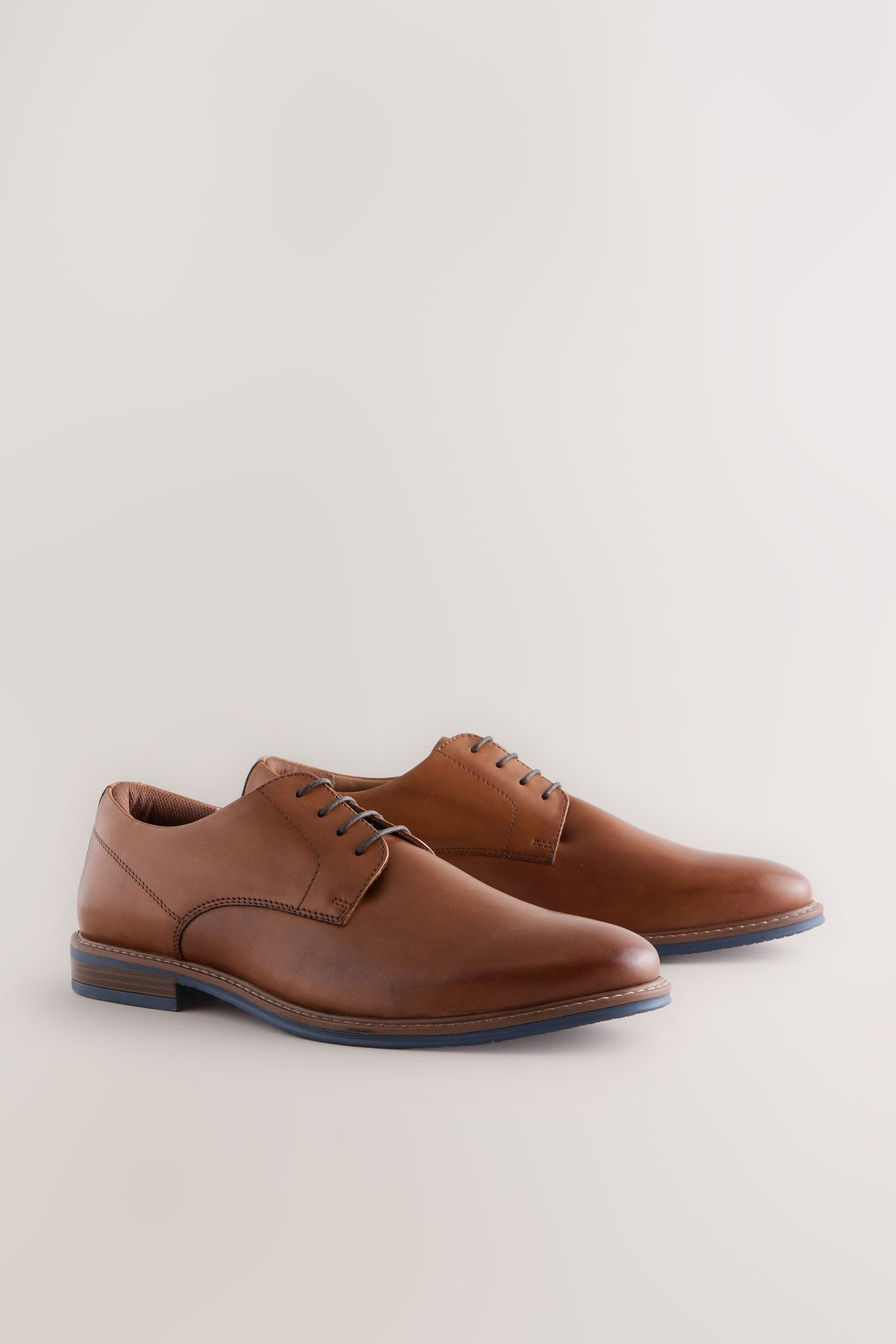 Next Derby-Schuhe mit Kontrastsohle, weite Passform Schnürschuh (1-tlg) günstig online kaufen
