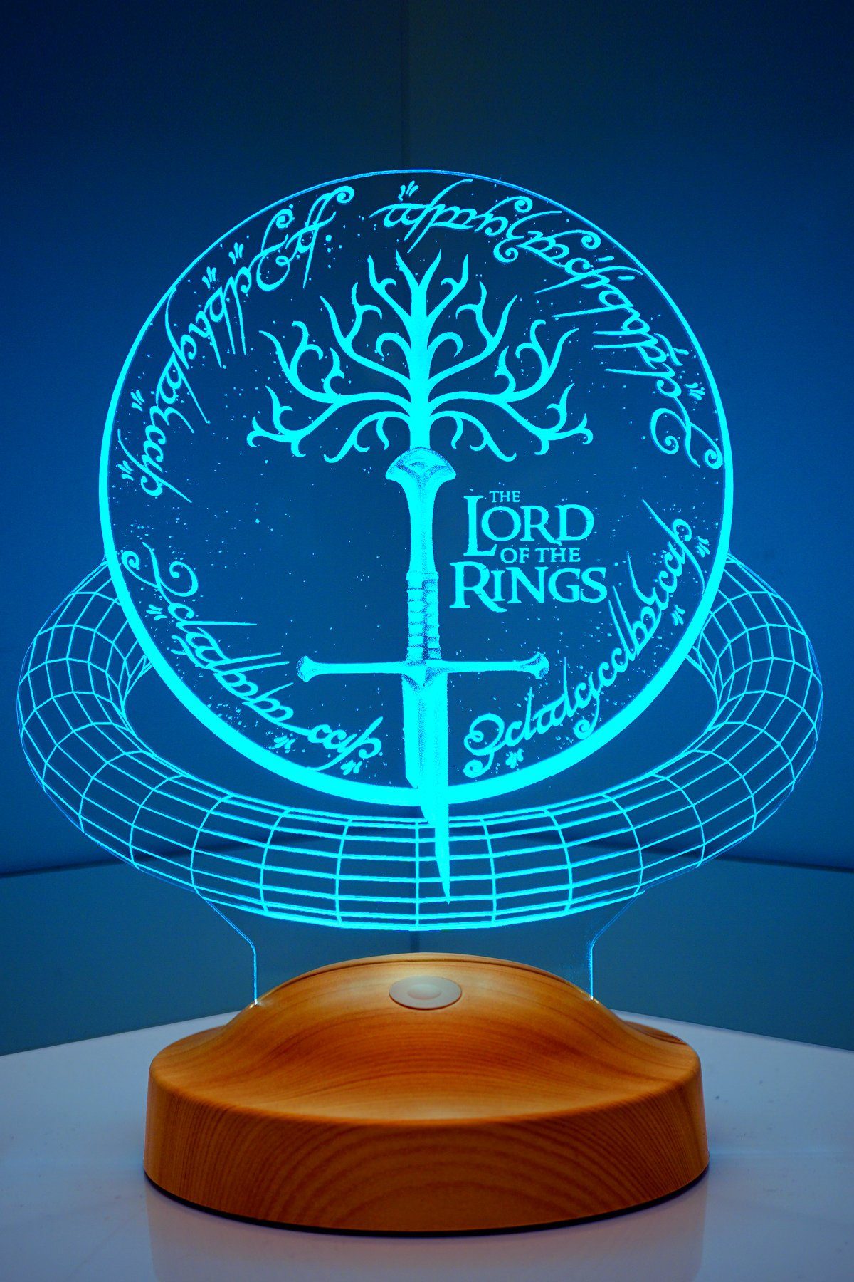 Geschenkelampe LED Nachttischlampe Schwert vom Herr der Ringe 3D mehrfarbiges Nachtlicht für LOTR Fans!, Leuchte 7 Farben fest integriert, Geburtstagsgeschenk für Freunde