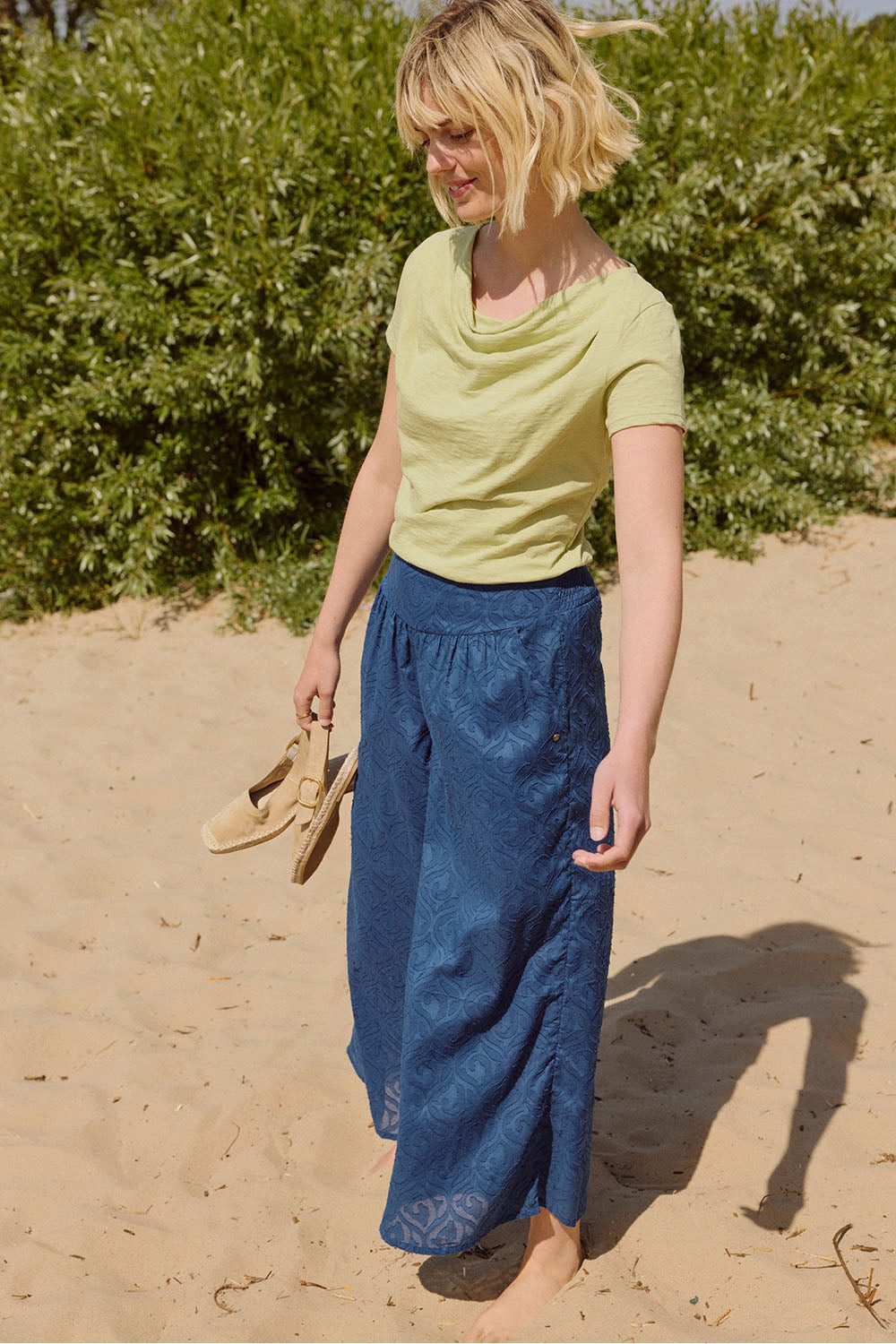 Tranquillo Stoffhose Hose Soniaa in Batist-Optik GOTS GOTS-zertifizierte Culotte in Batist-Optik aus 100 % Bio-Baumwolle