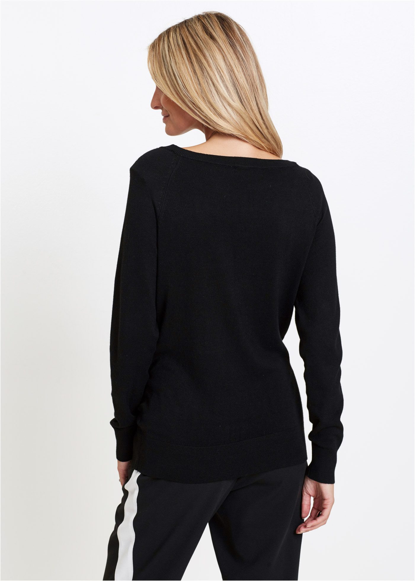 bonprix Strickpullover (1-tlg) Rundhalsausschnitt, mit Steinchenverzierung, Viskosemischung