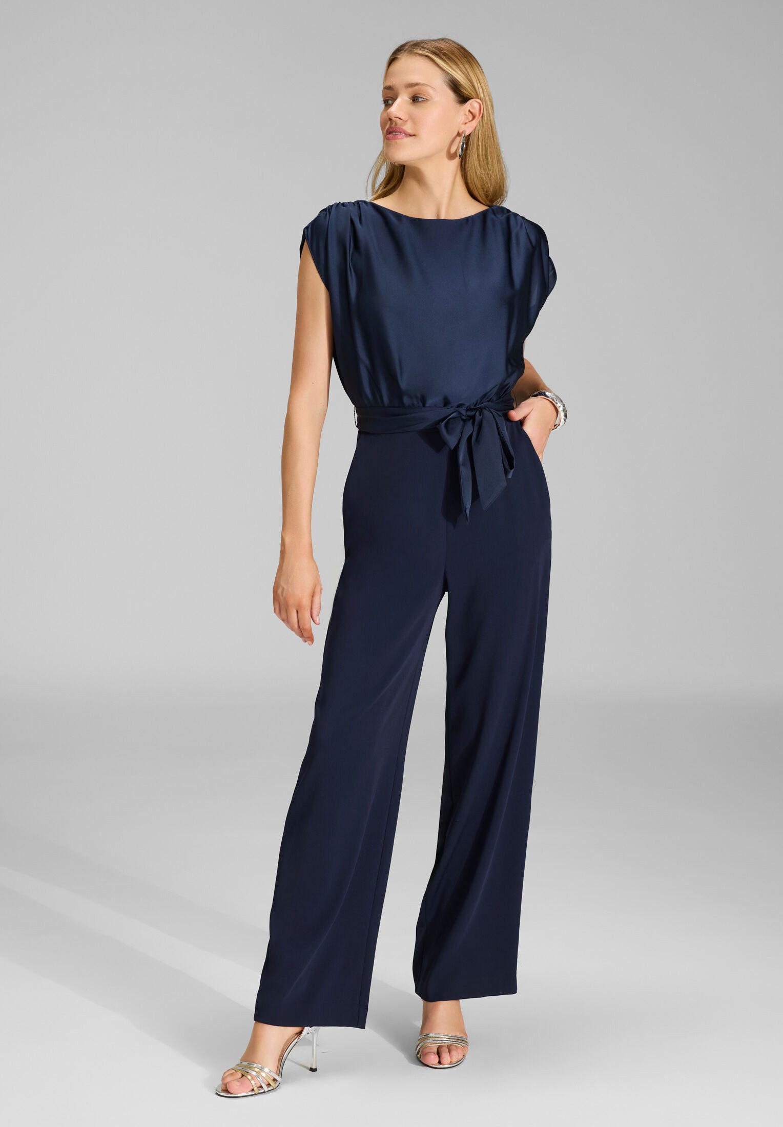 SWING Jumpsuit - Jumpsuit aus Material-Mix Oberteil in lockerer Passform mit gerade geschnittener Hose