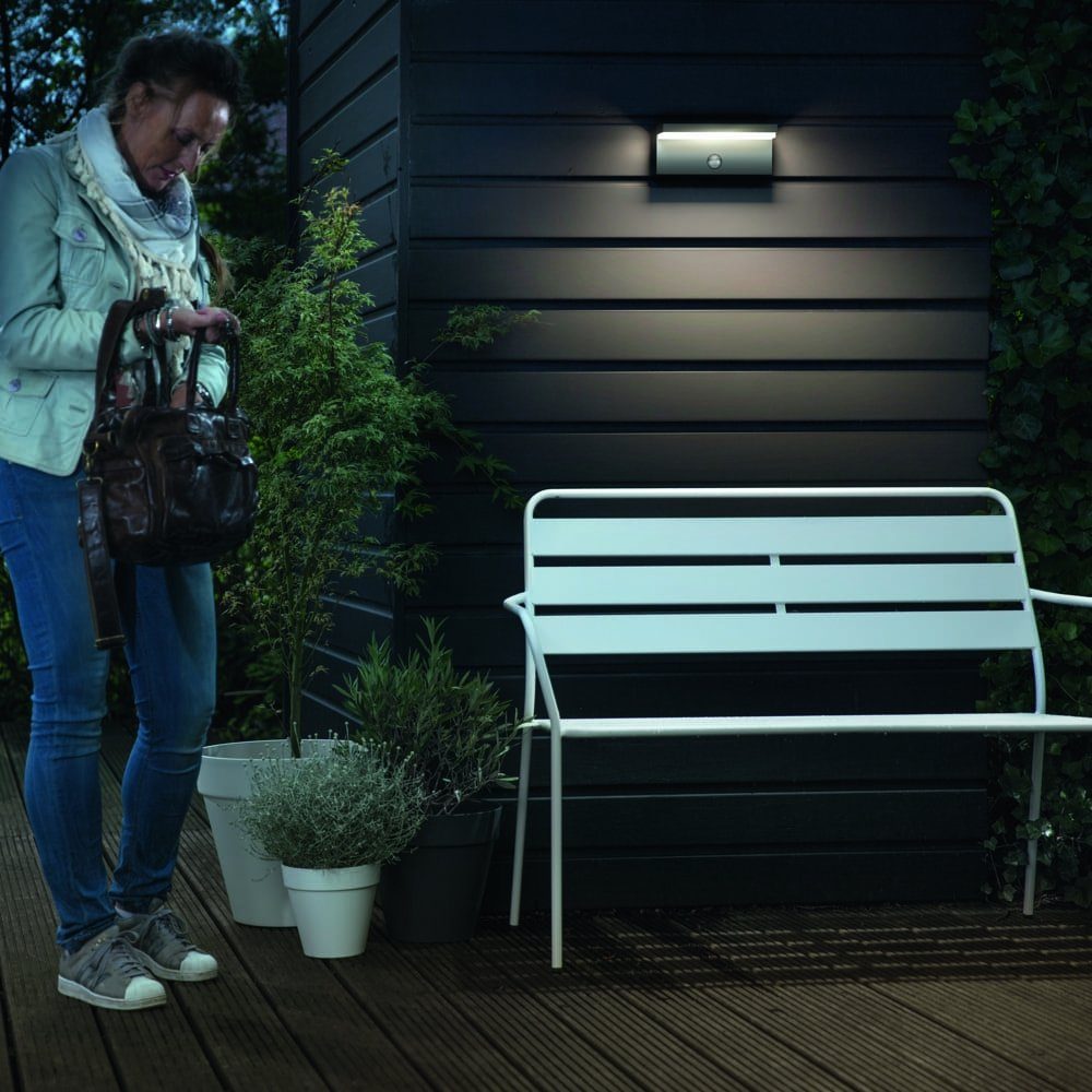 Philips LED Außen-Wandleuchte myGarden LED Außenwandleuchte anthrazit, keine LED, Aussenlampe, Leuchtmittel in Ja, Bewegungsmelder, verbaut, enthalten: Aussenwandleuchte, fest Bustan Angabe, Outdoor-Leuchte mit warmweiss