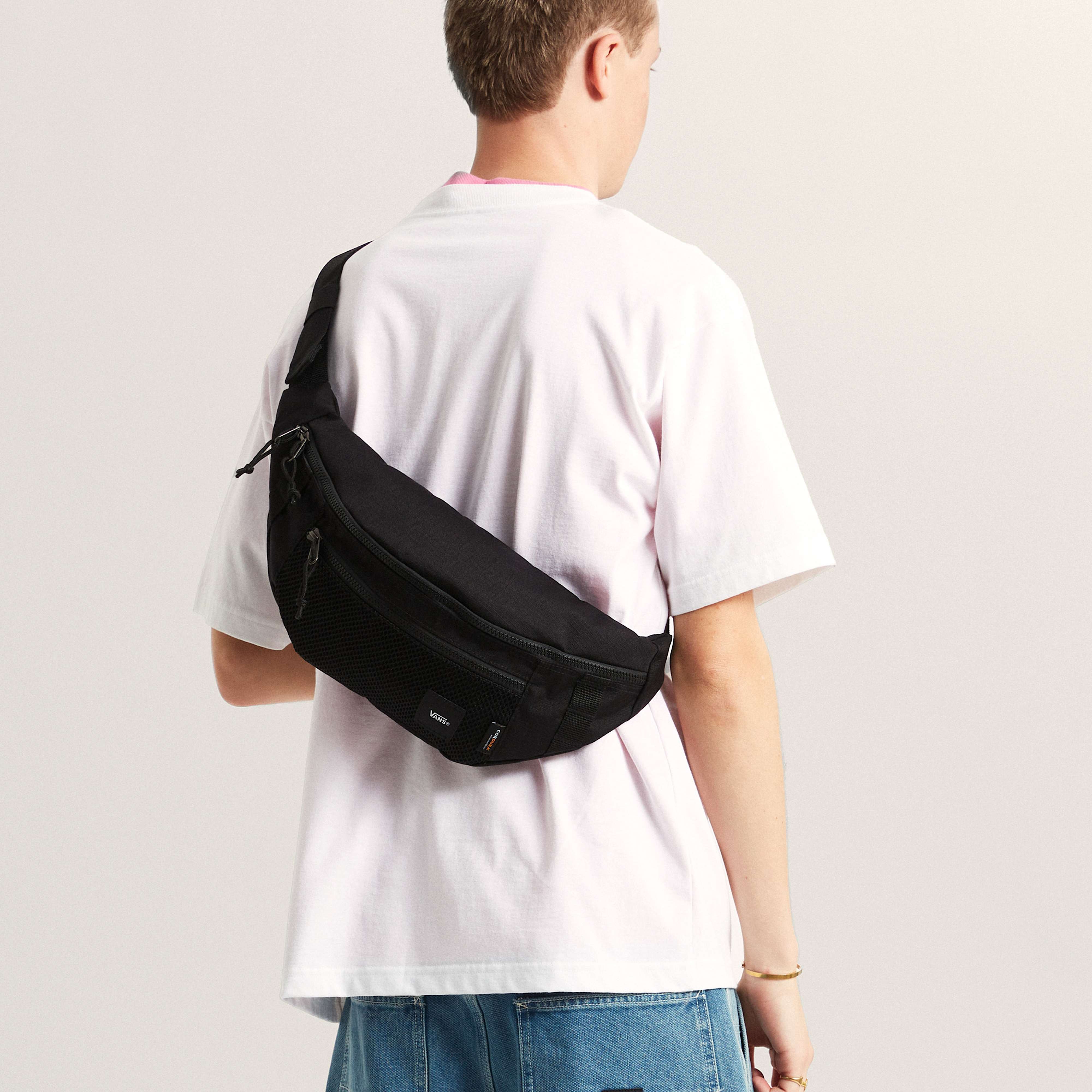 Vans Gürteltasche WARD CROSS BODY PACK, kompaktes 4-Liter-Volumen, Außenfach mit Reißverschluss