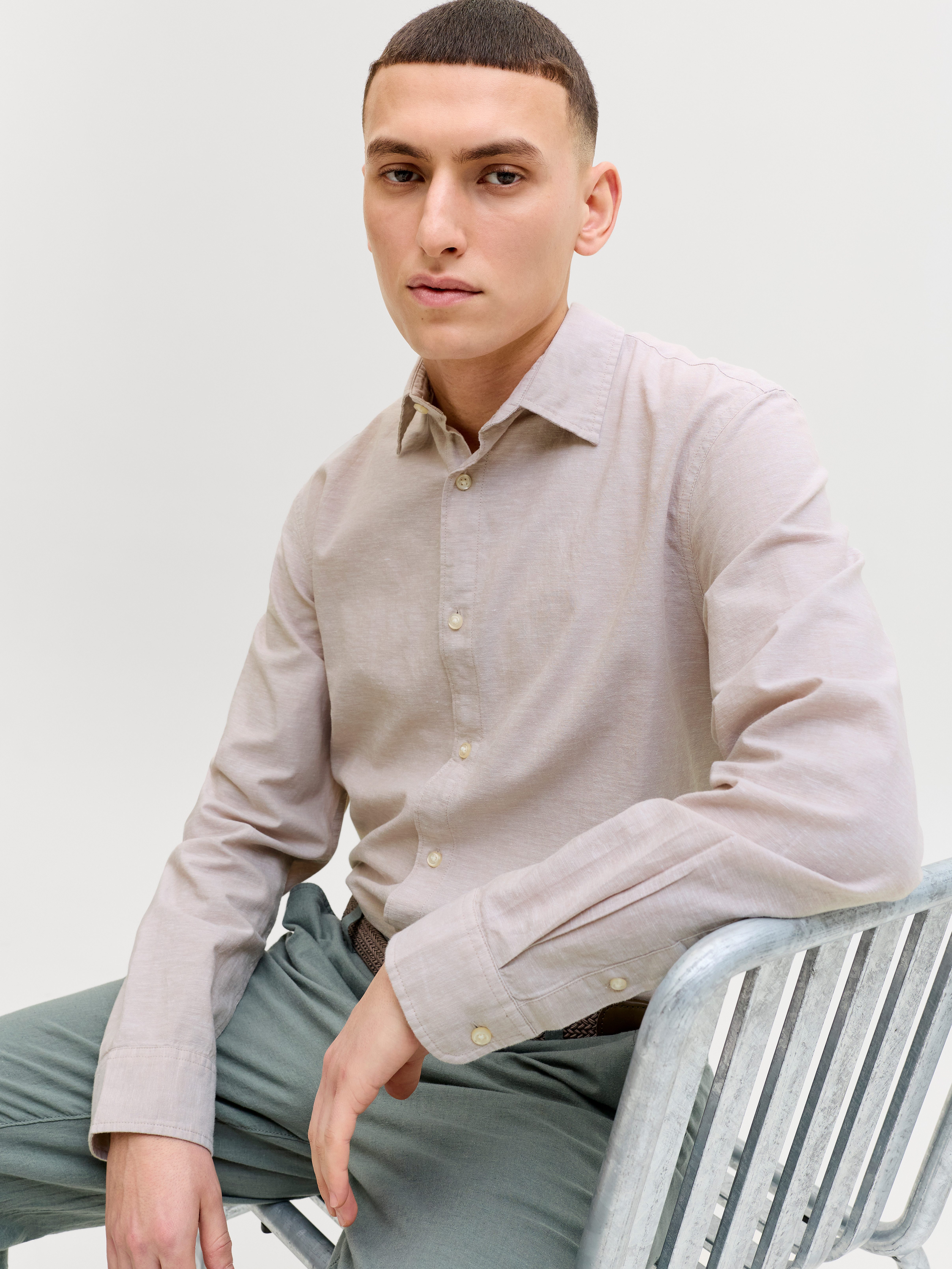 Jack & Jones Langarmhemd JJEBREEZE LINEN BLEND SHIRT L/S SN mit Knopfleiste