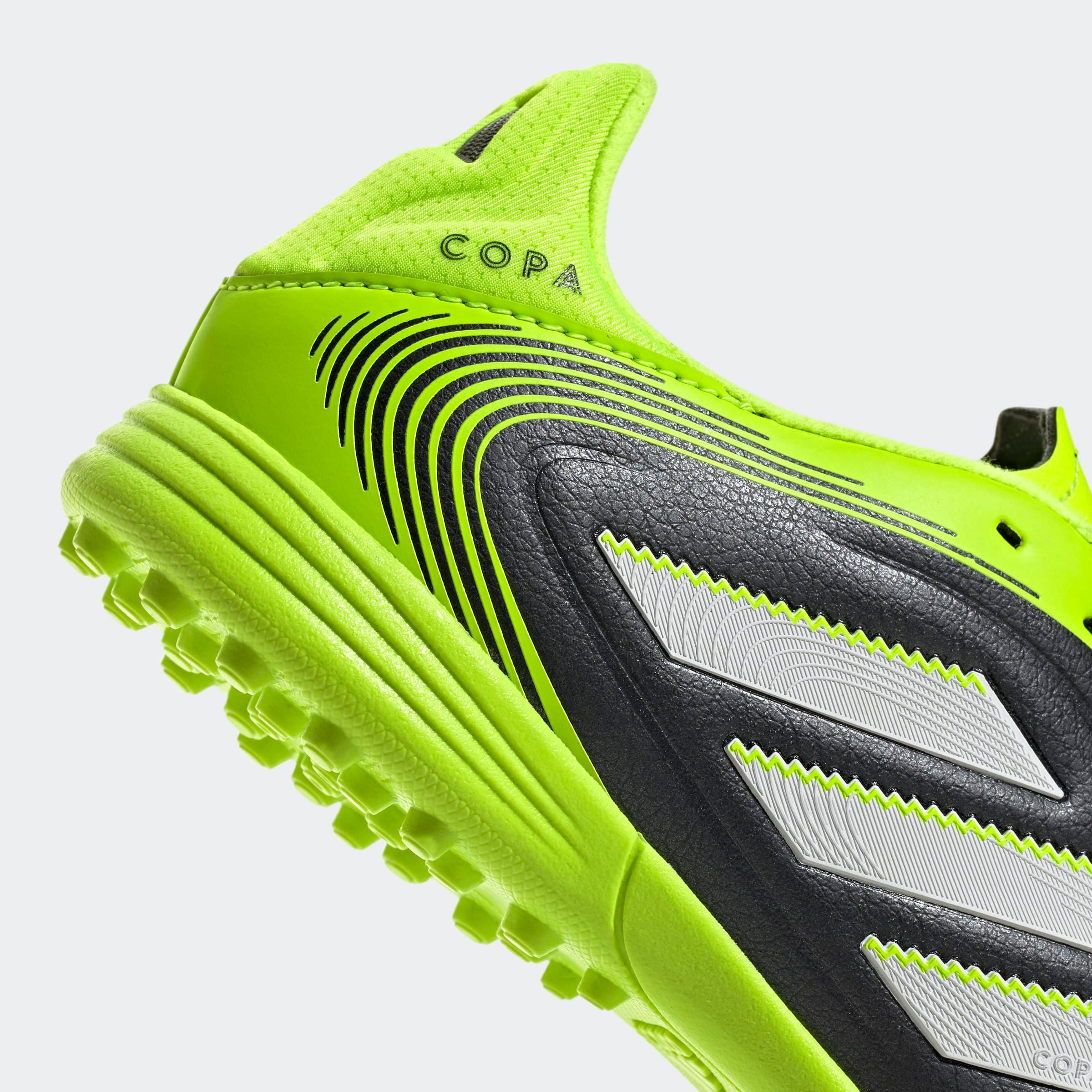 adidas Performance COPA PURE 3 LEAGUE KUNSTRASEN KINDER Fußballschuh für harte Untergründe Asche und Kunstrasen, für Kinder & Jugendliche
