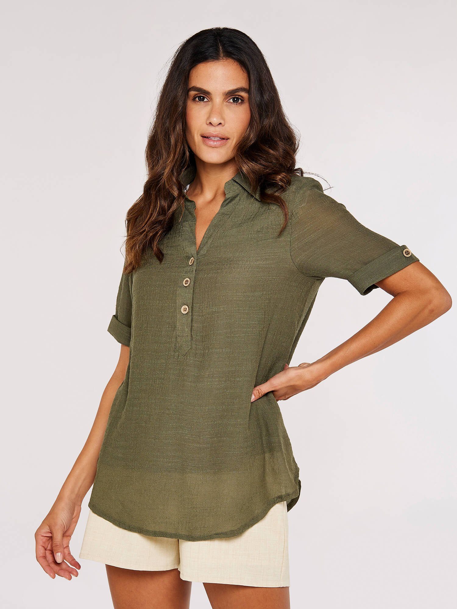 Apricot Klassische Bluse Top in Shimmeroptik mit Zierknöpfen