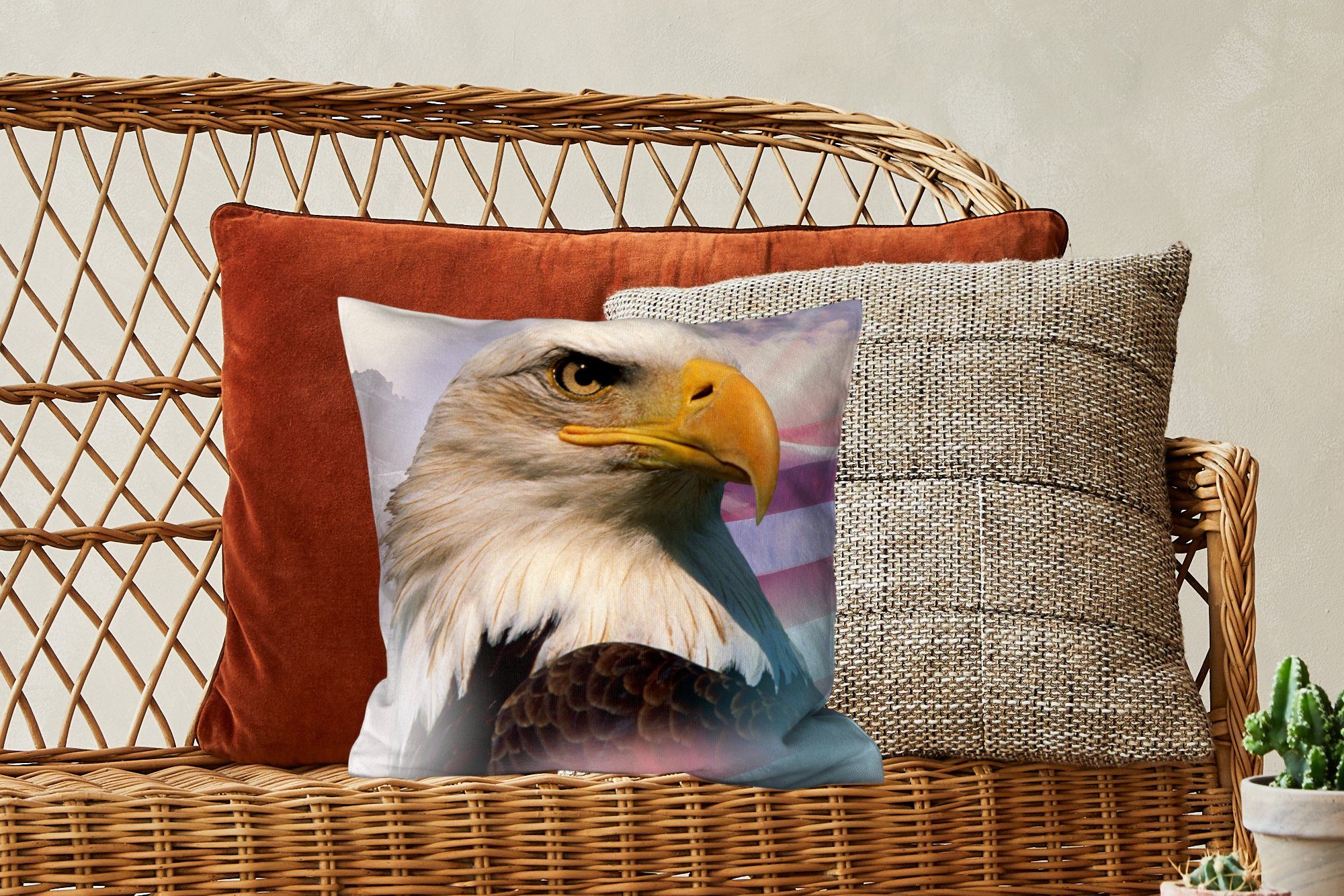 mit amerikanischen Sofakissen Zierkissen MuchoWow Ein Weißkopfseeadler für mit Deko, einer Wohzimmer, Schlafzimmer, Dekokissen Flagge, Füllung amerikanischer