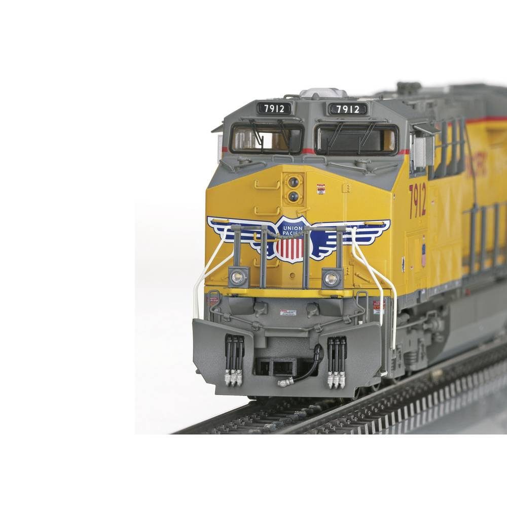 Diesellokomotive ES44AC Pacific H0 Union US-Diesellok der Märklin
