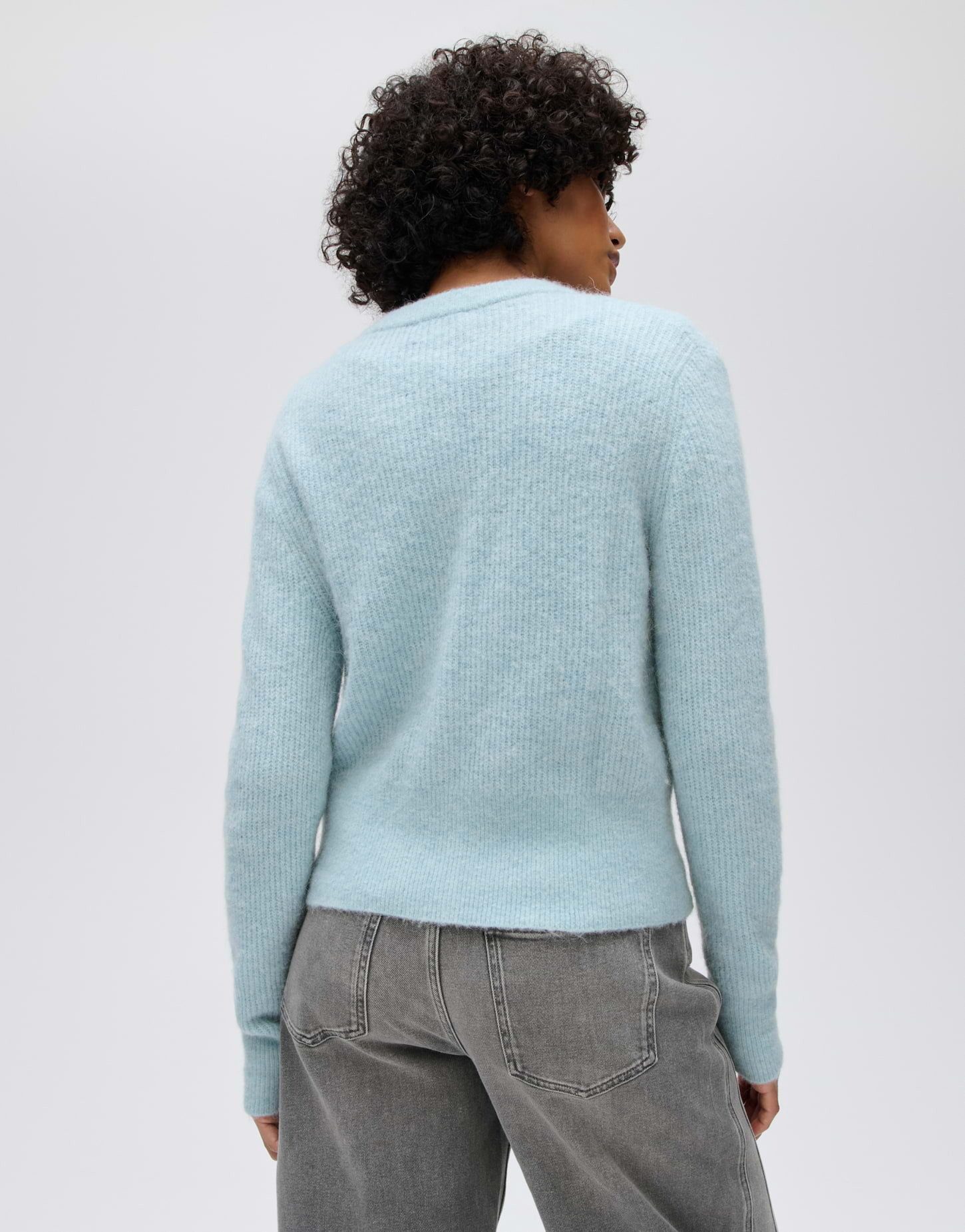 OPUS Strickjacke Dreni aus weicher Wolle Figurbetonter Schnitt mit schmaler Silhouette und Rundhals – Bild 3 von 5