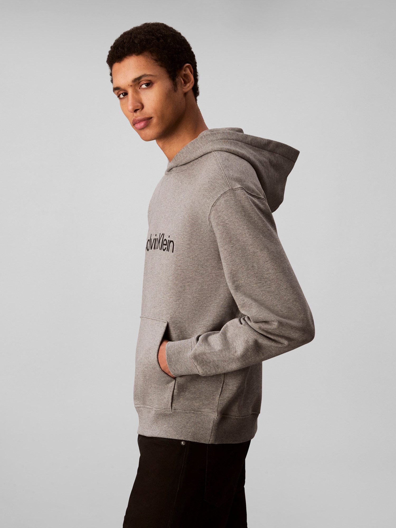 Calvin Klein Kapuzensweatshirt LS EU STANDARD LOGO 350TERRY PO Mit Rundhalsausschnitt, regular fit