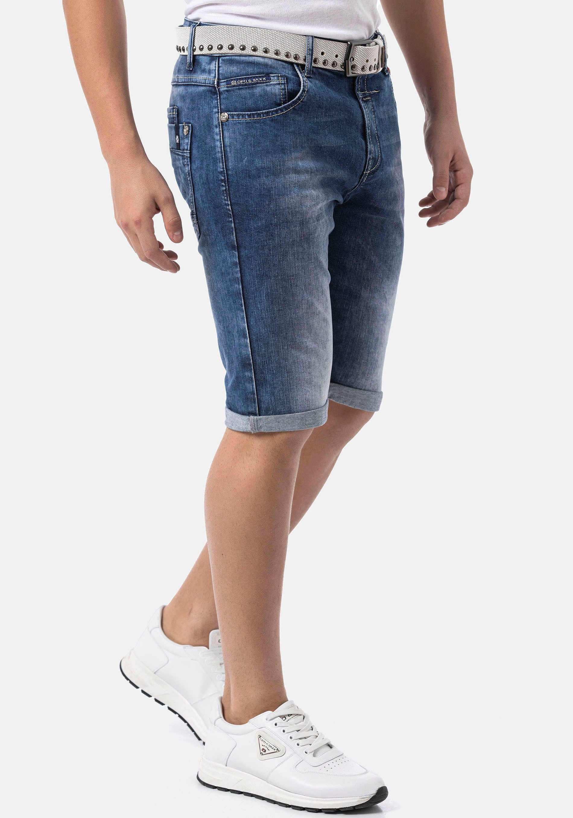 Cipo & Baxx Jeansshorts Baumwollmischung, slim fit