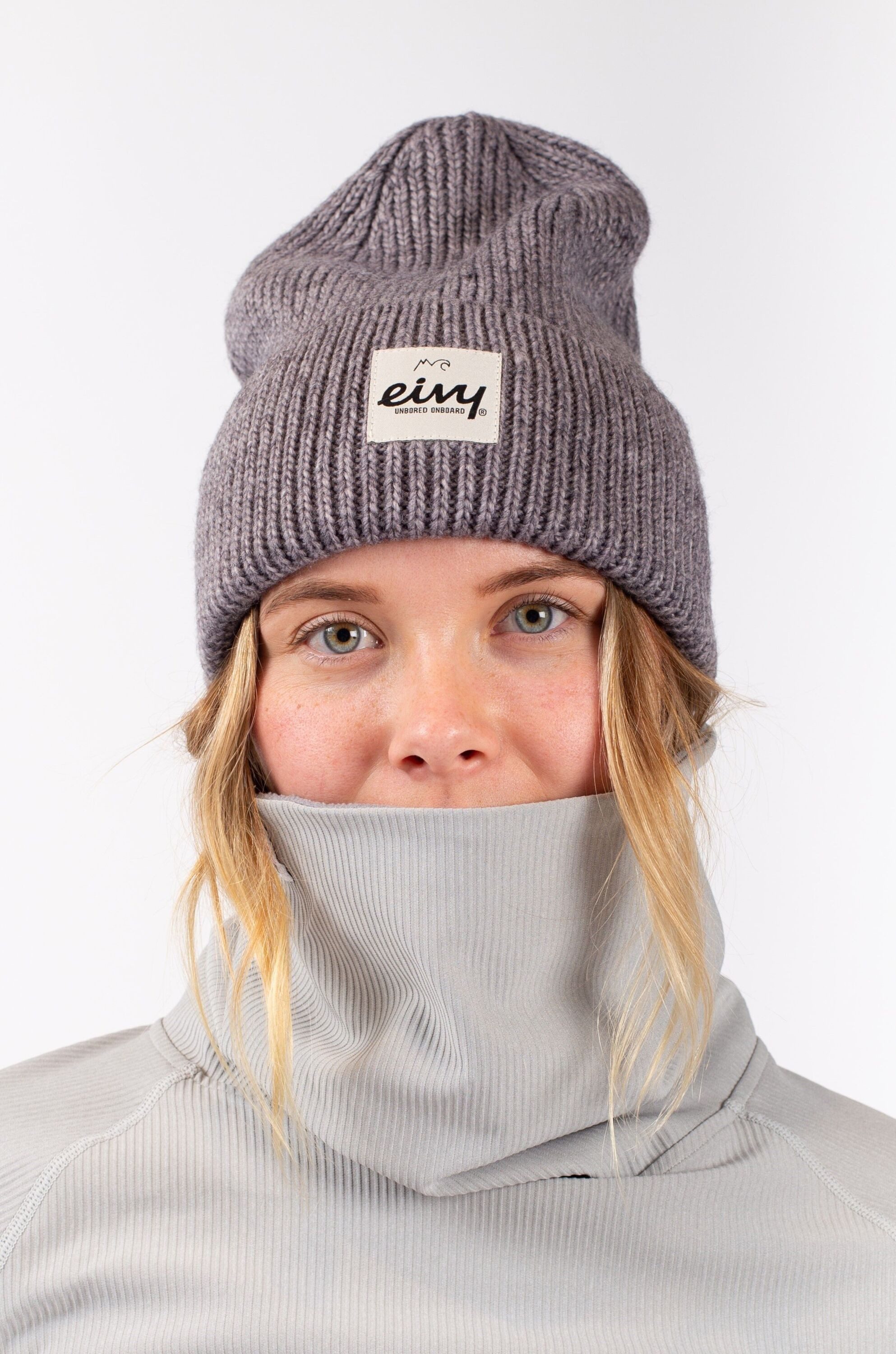 Eivy Beanie mit Eivy Logo