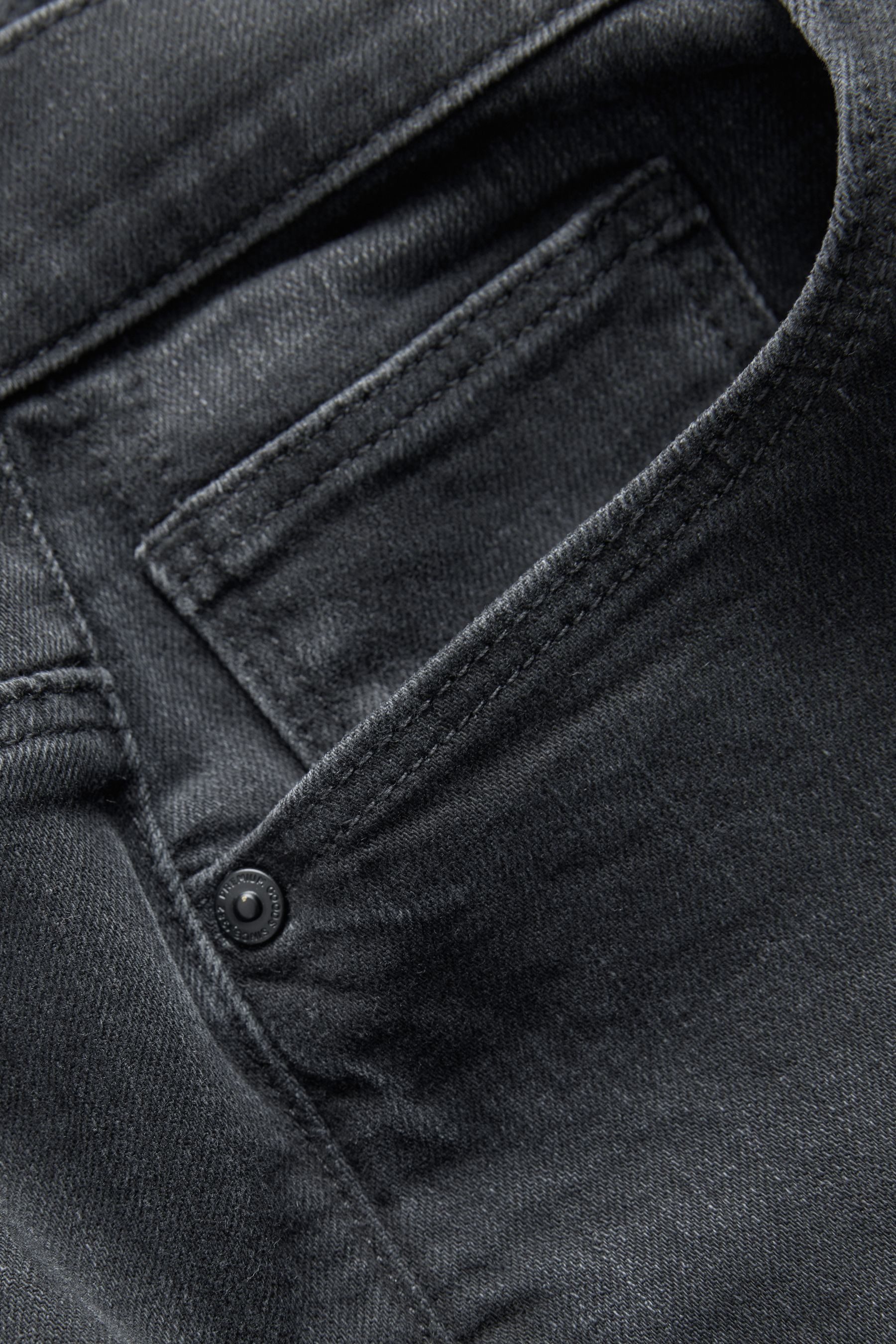 Next Jeansshorts Slim Fit Denim-Shorts mit Stretchanteil (1-tlg)