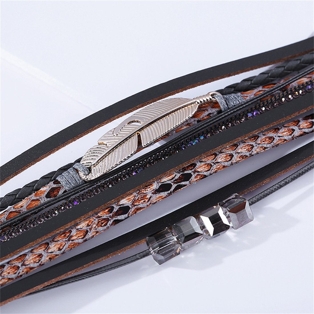 DÖRÖY Lederarmband Bohème-Armband Magnetverschluss Grau mit mehreren aus gewebtem Schichten