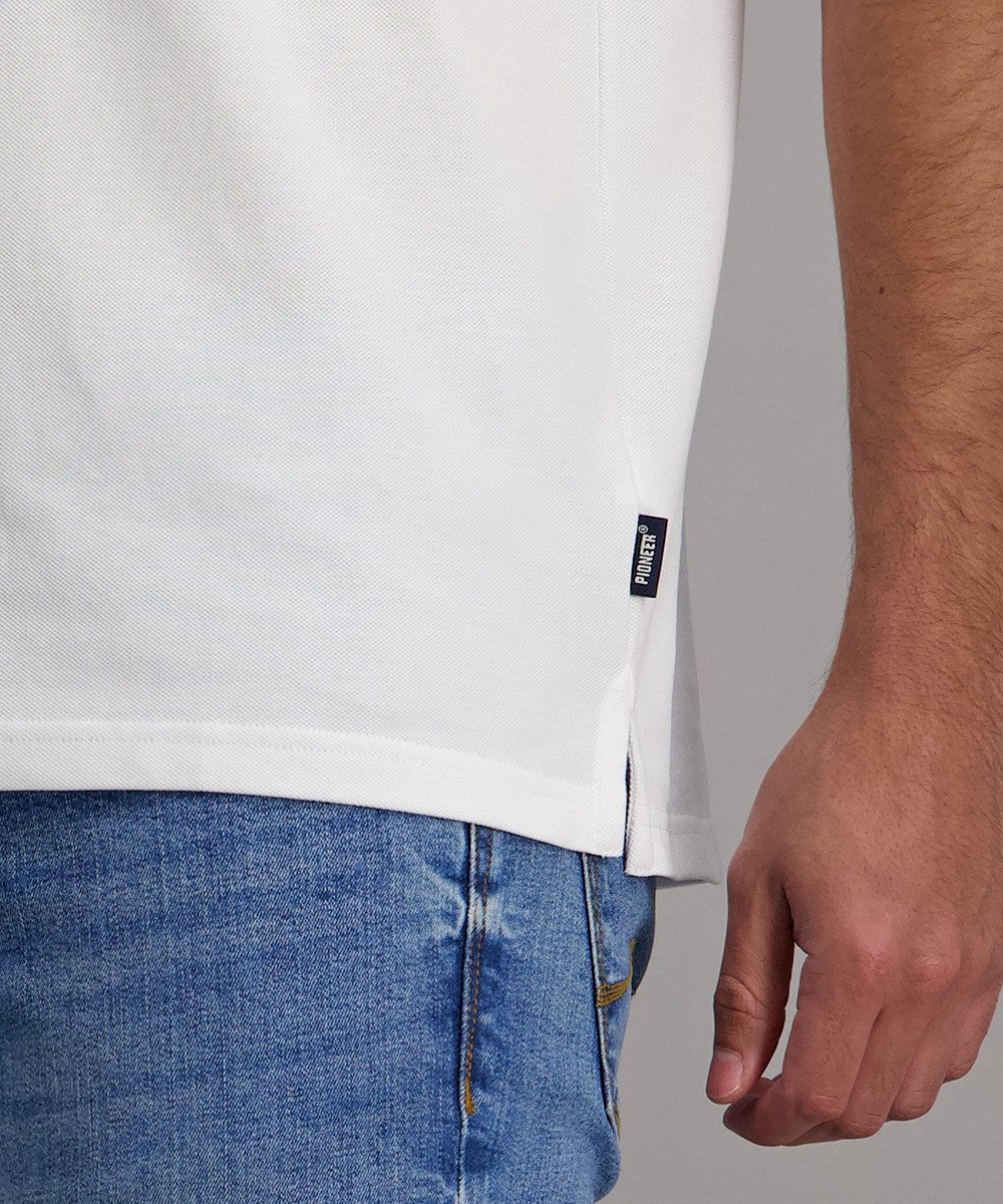 Pioneer Authentic Jeans Poloshirt mit Logo Schriftzug – Bild 2 von 5