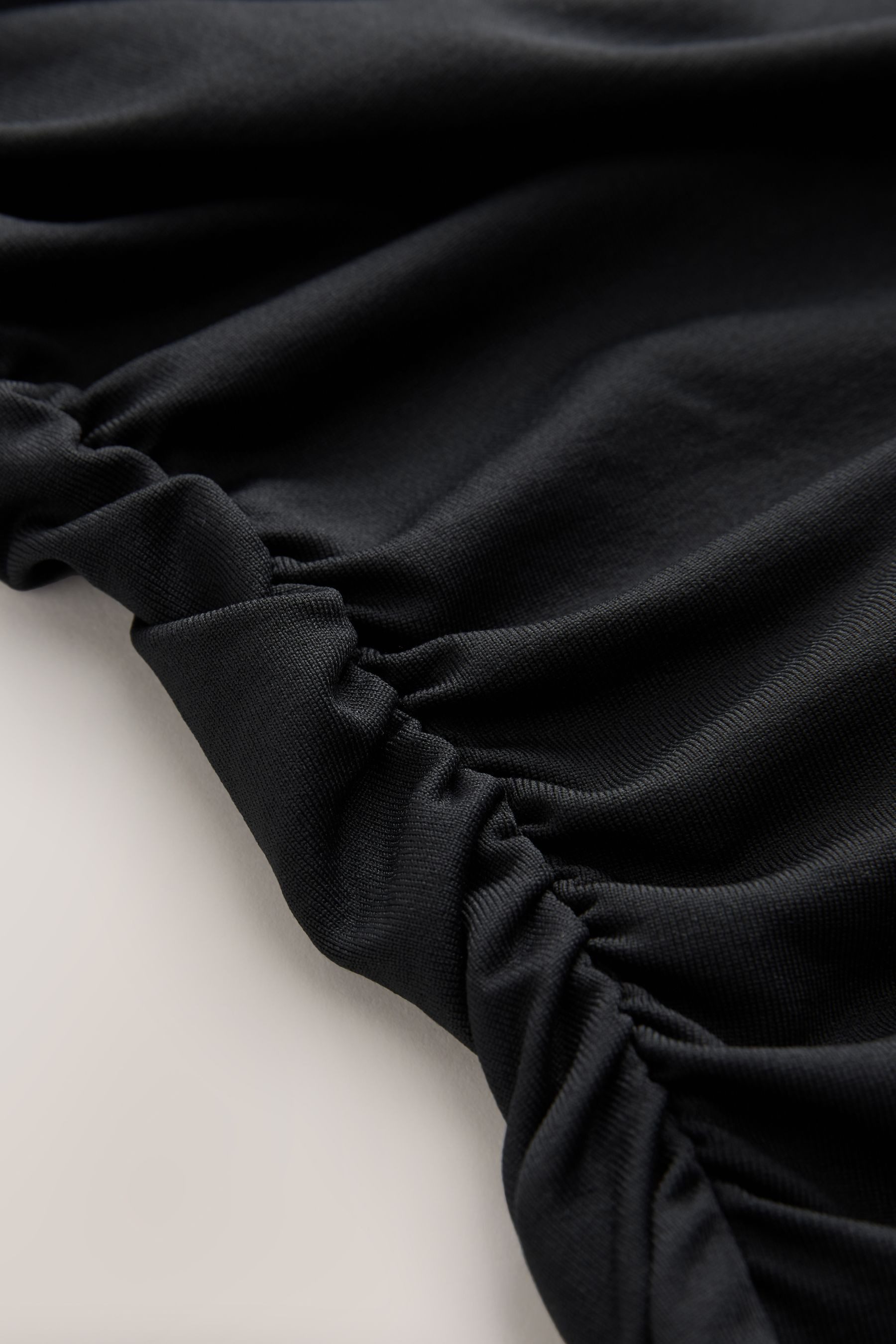 Next One-Shoulder-Top Weiches One-Shoulder-Oberteil mit Hardware (1-tlg)