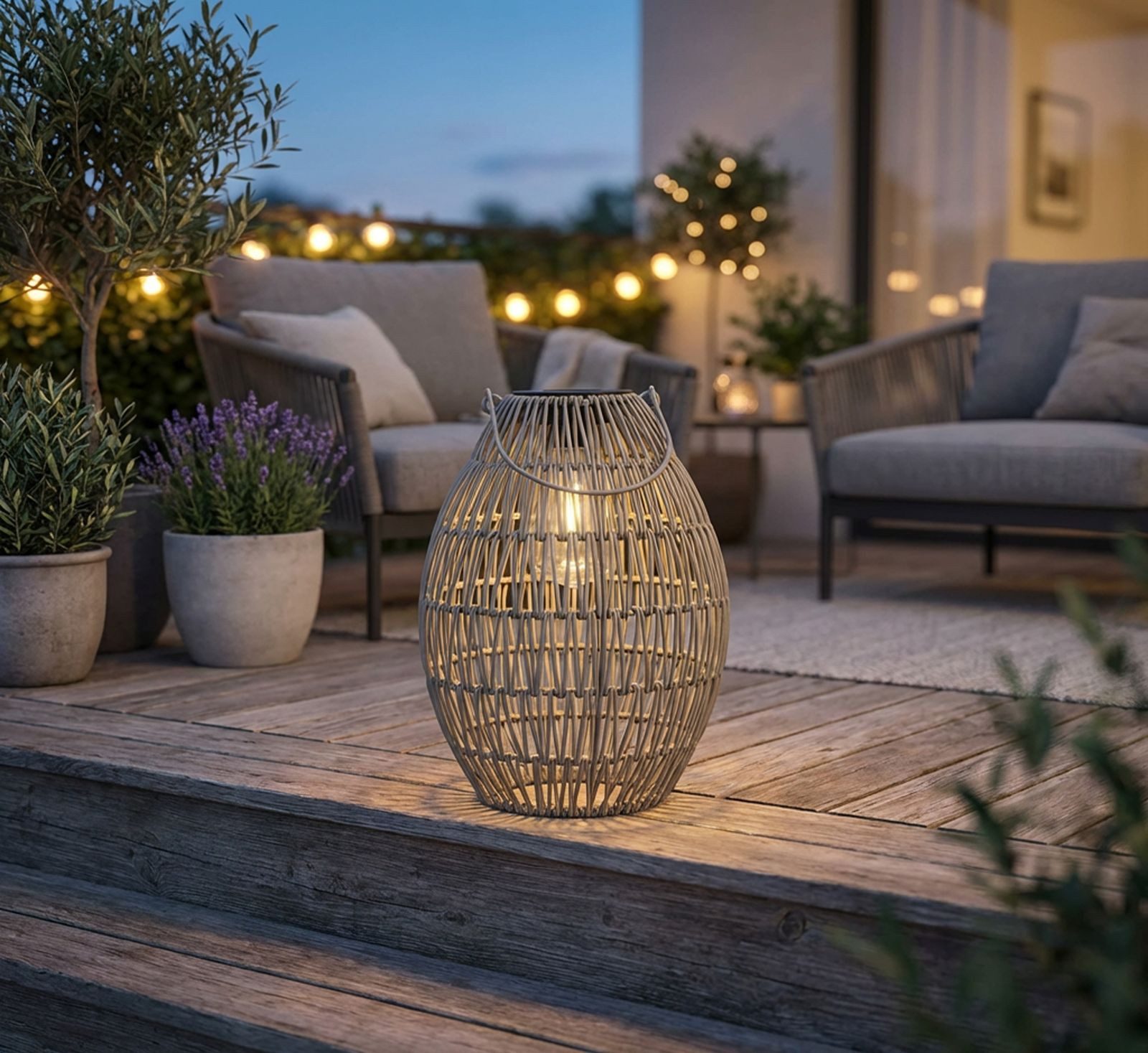 formano LED Laterne Solarlaterne Außen Balkon Metall Laterne Rattan-Look IP44, LED fest integriert