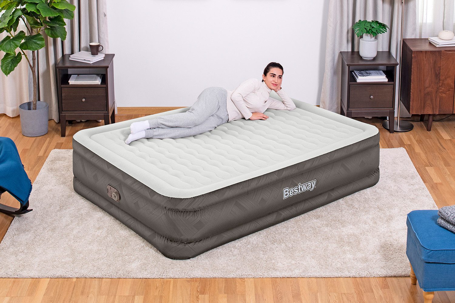 Bestway Luftbett Fortech™ 203 x 152 x 46 cm, (Packung, 1-tlg., Inkl. integrierter Elektropumpe, Für 2 Personen), Ideal für den Innengebrauch