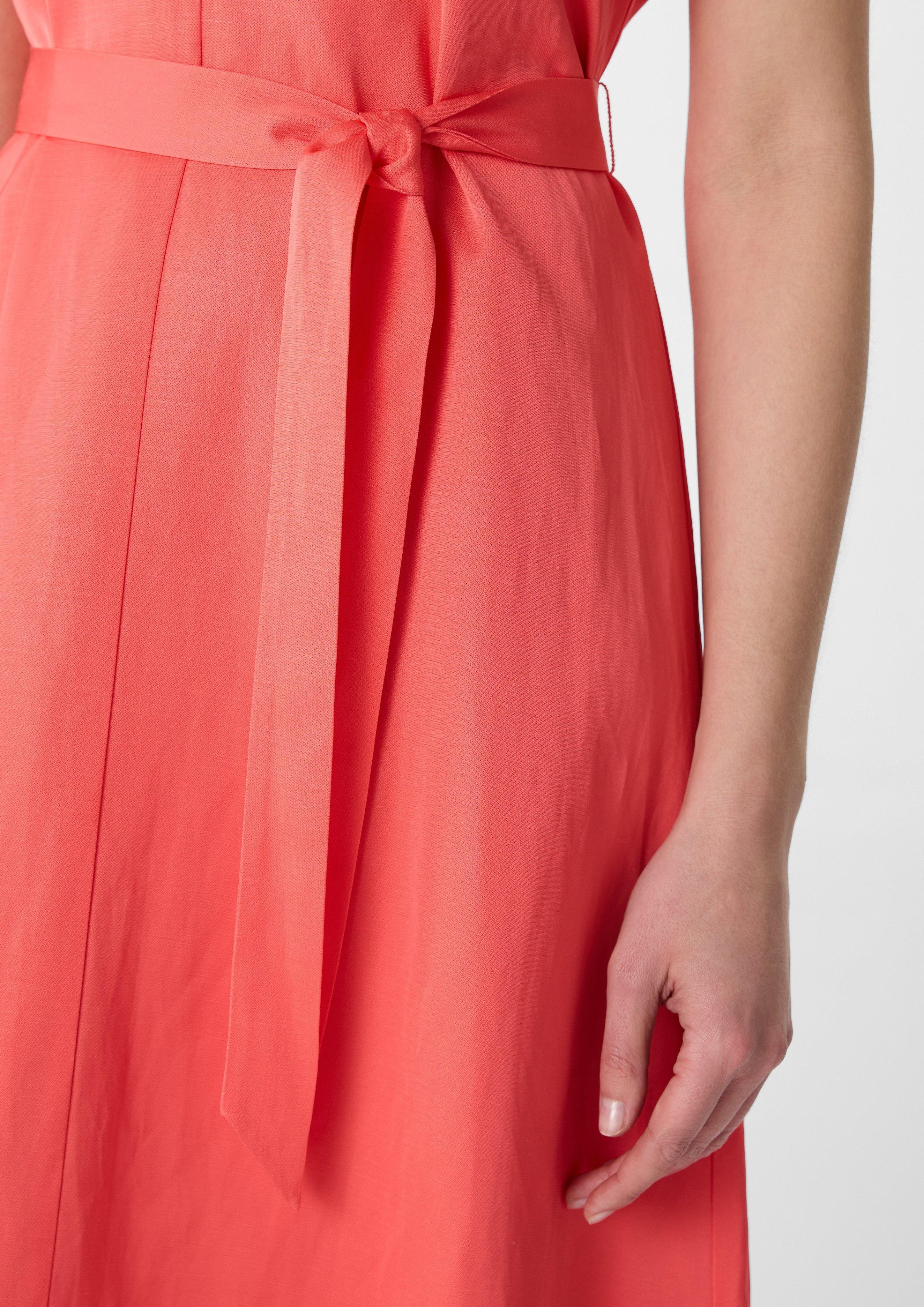 Comma Maxikleid Satiniertes Leinenmix-Kleid in Midilänge günstig online kaufen
