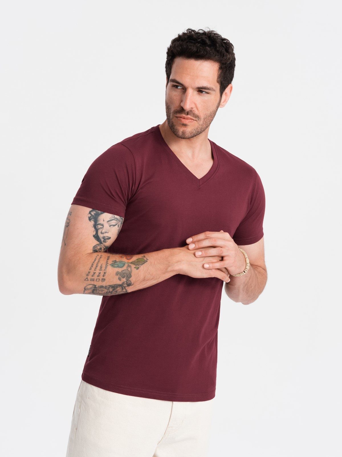 OMBRE T-Shirt Klassisches Herren-T-Shirt mit V-Ausschnitt aus Baumwolle BASIC