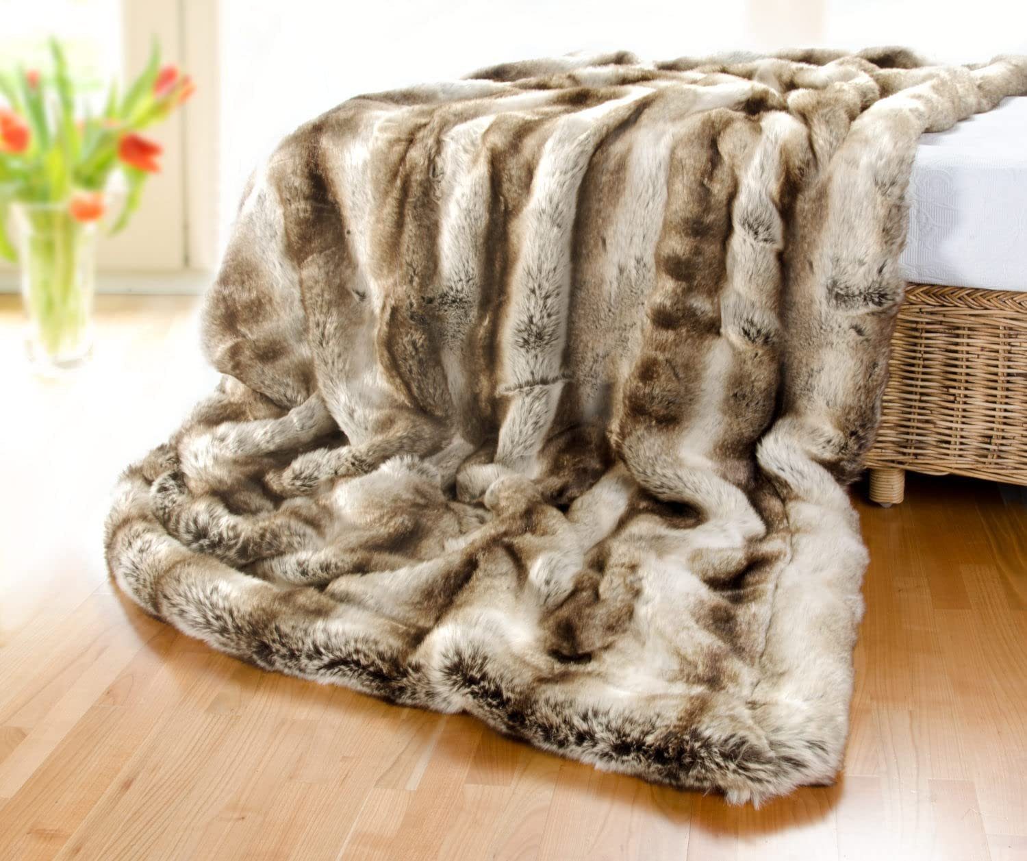 Wohndecke Felldecke (Kunstfell) Wolf grau-braun, Wohnen und Accessoires Gmb günstig online kaufen