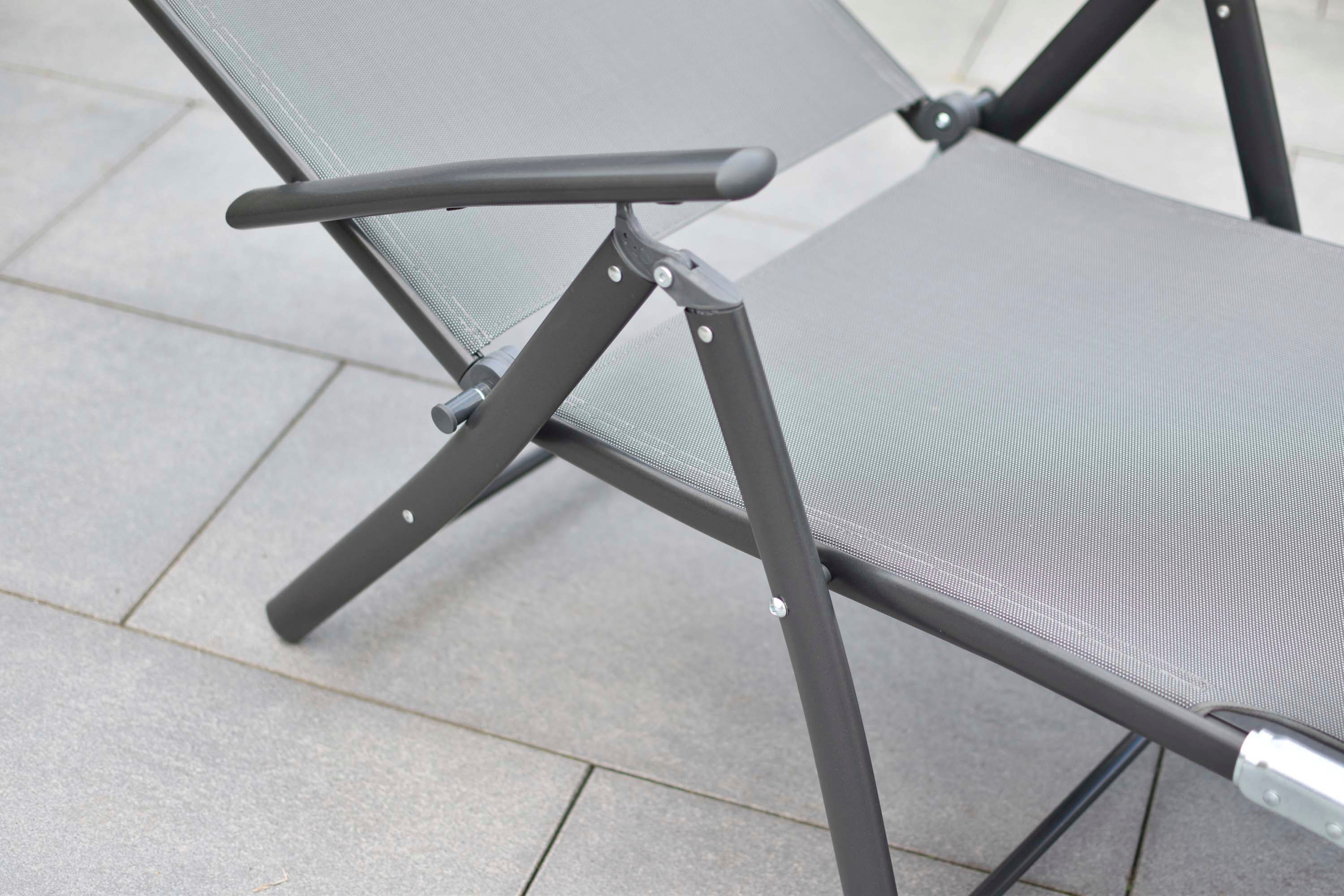 MERXX Gartenliege Deckchair, zusammenklappbar, 4-fach verstellbar, inkl. 1 Kopfkissen