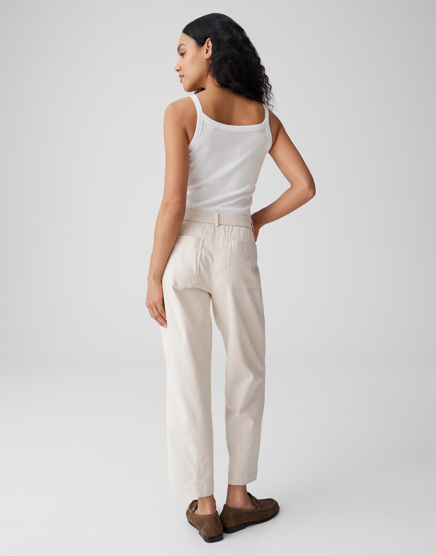 OPUS Cargohose Melina urban aus fließendem Mélange Twill Abnäher am Saum, aufgesetzte Cargotaschen, pflegeleicht