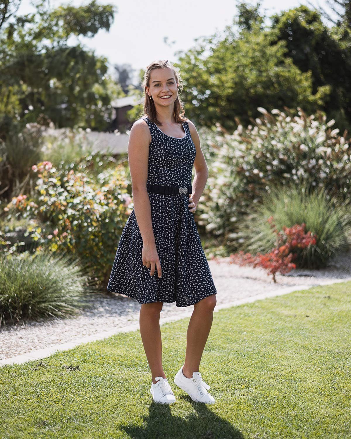 Turi Landhaus Dirndl Trachtenkleid 'Kati' mit Blümchenmuster, Marine B