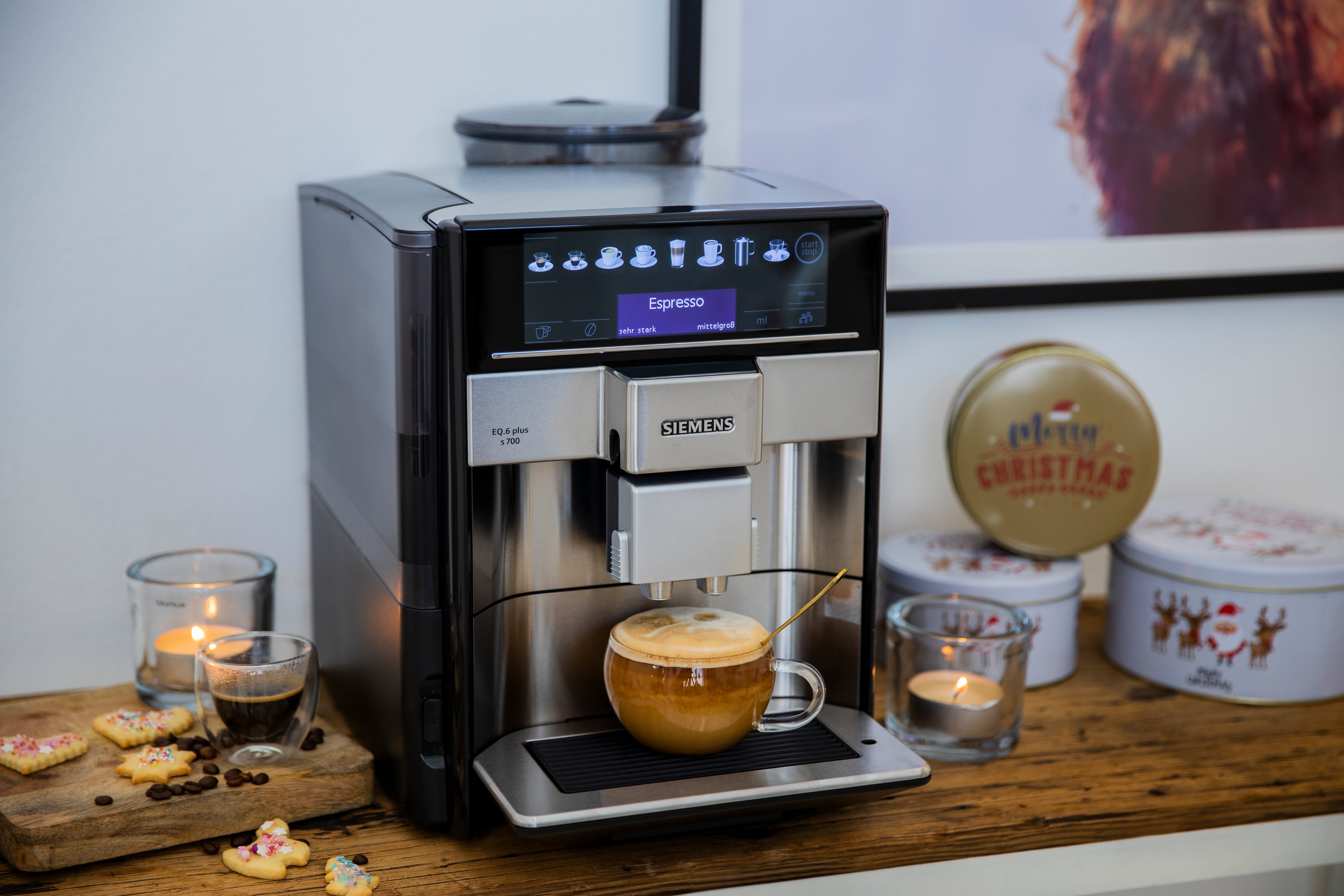 SIEMENS Kaffeevollautomat EQ.6 plus s700 TE657503DE, 2 Tassen gleichzeitig,  4 Profile, beleuchtetes Tassenpodest