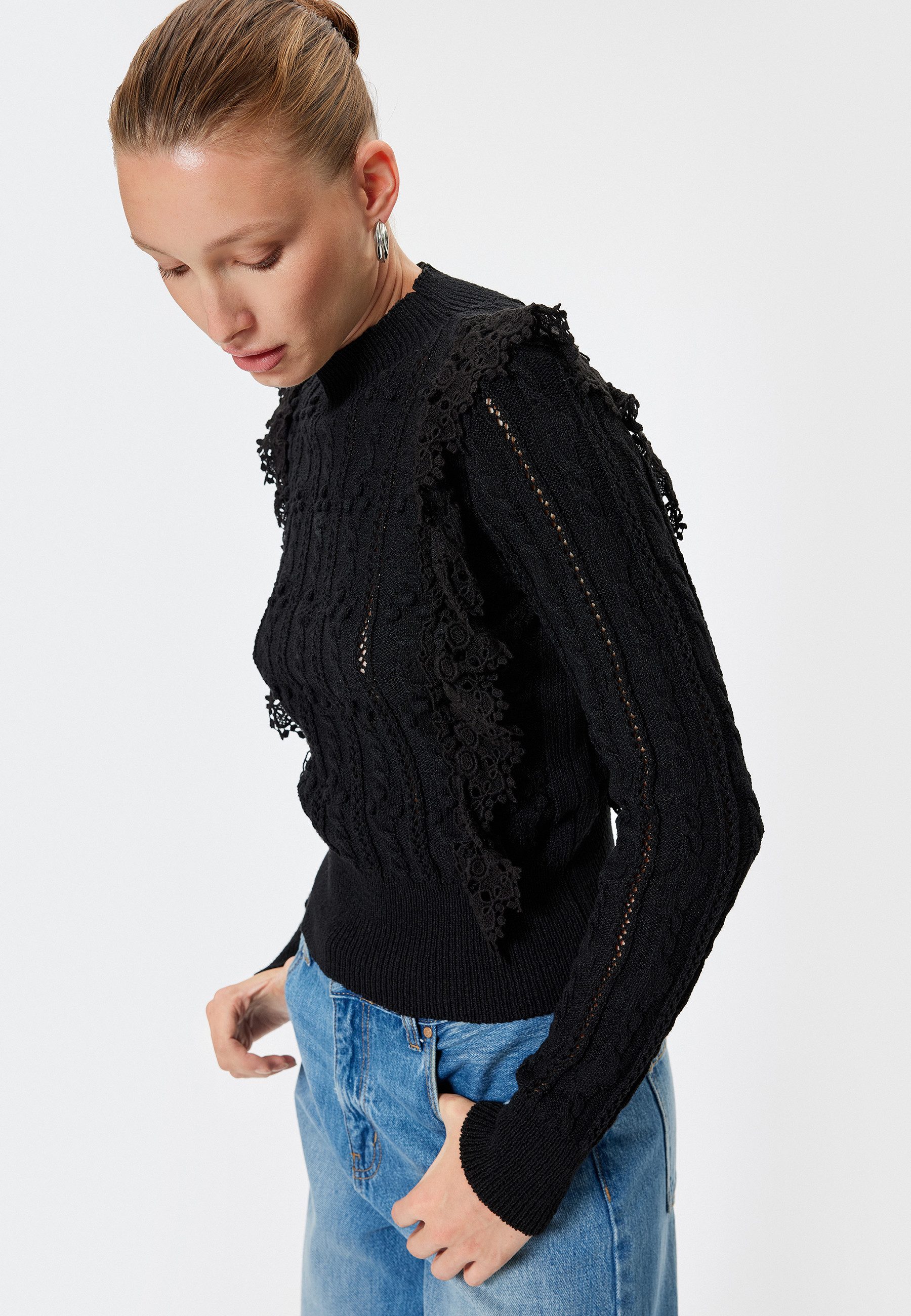 Koton Rundhalspullover Rundhalsausschnitt Mit Rüschendetail günstig online kaufen