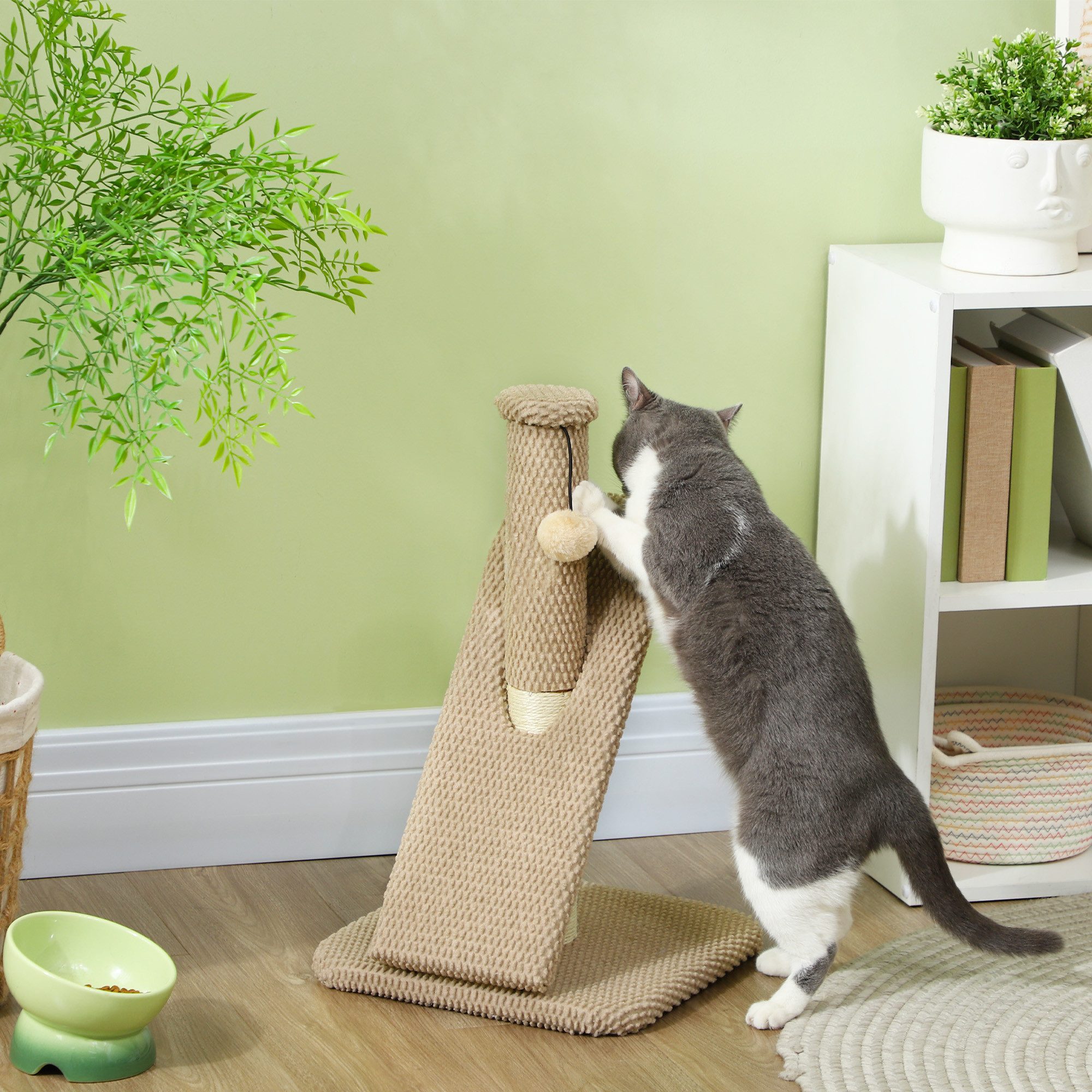 PawHut Kratzbaum Kratzsäule Kratzstamm mit Spielball für kleine Katzen, Indoor, Cremeweiß