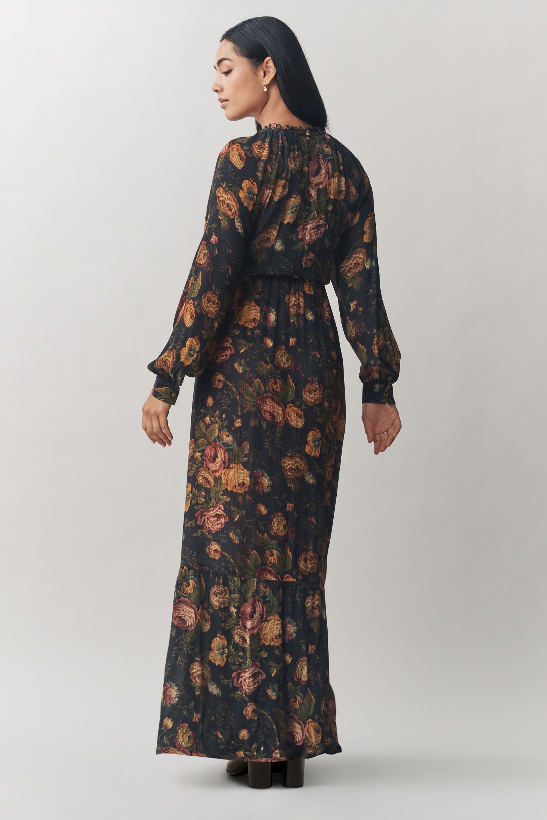LAURA ASHLEY Maxikleid Laura Ashley festliches Maxikleid aus Viskose (1-tlg günstig online kaufen
