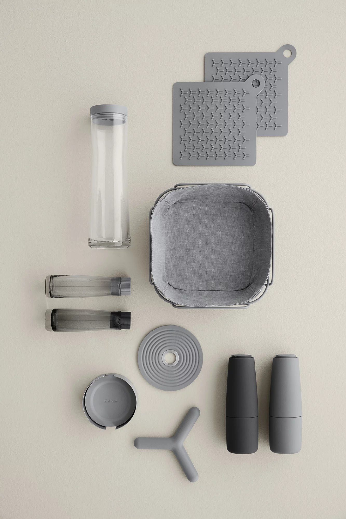 blomus Brotkorb -DELARA- Vielseitiger Brotkorb: Modernes Design, Pulverbeschichteter Stahl, 100% Baumwolle, Hygienisch, Langlebig, Zeitlos