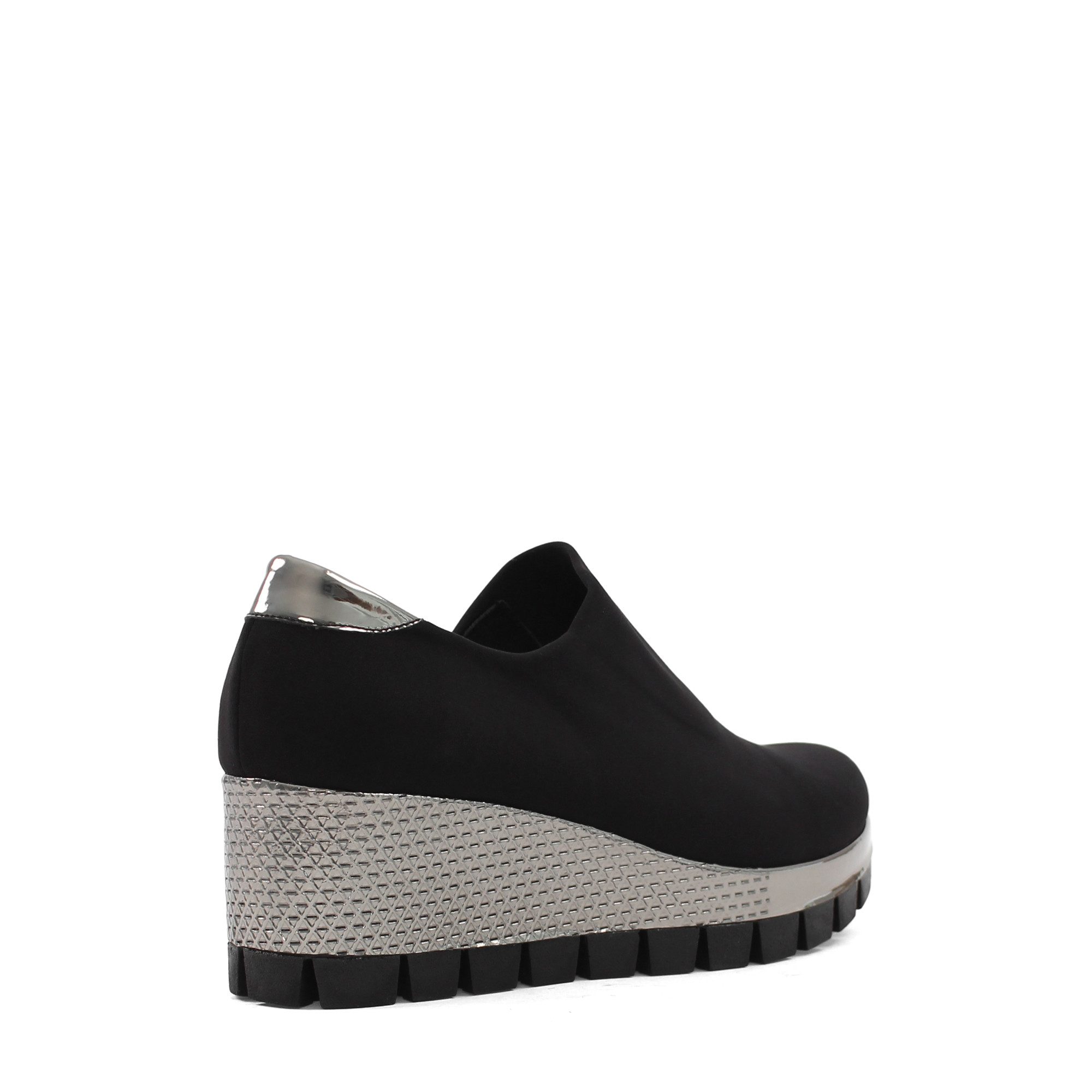 Celal Gültekin Keilabsatz Plateau Schuhe Damen Slip-on Stretch Schlupfform Keilsneaker Stretch, silberfarbene Sohle, Schwarz/Silber, 40 – Bild 5 von 5