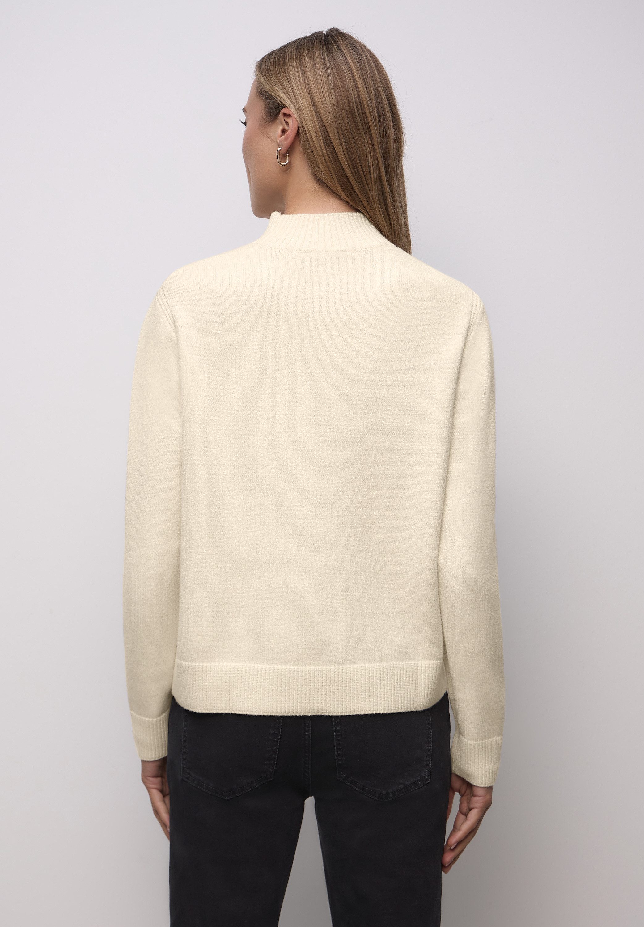 Stehkragenpullover