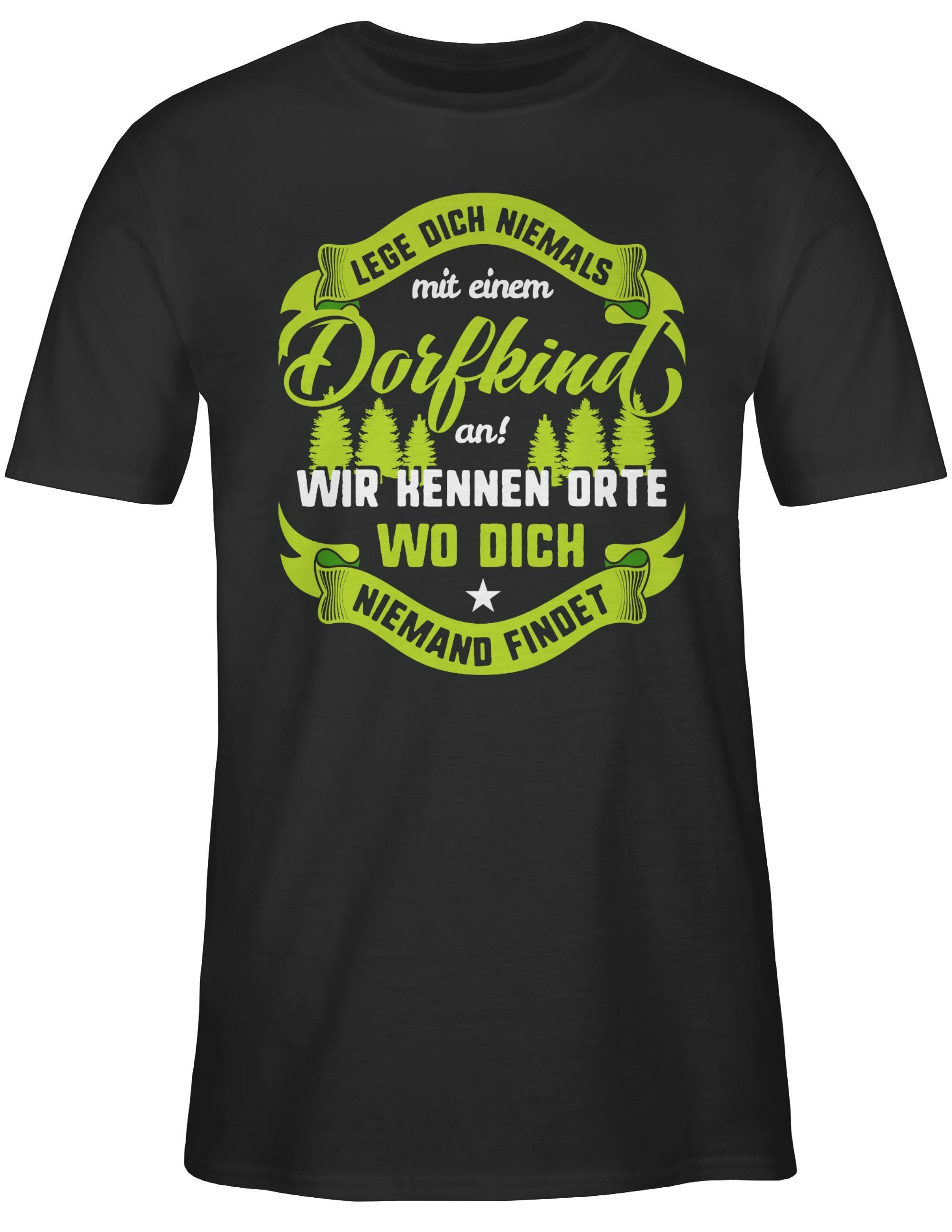 T-Shirt Lege dich nie mit einem Dorfkind an V2