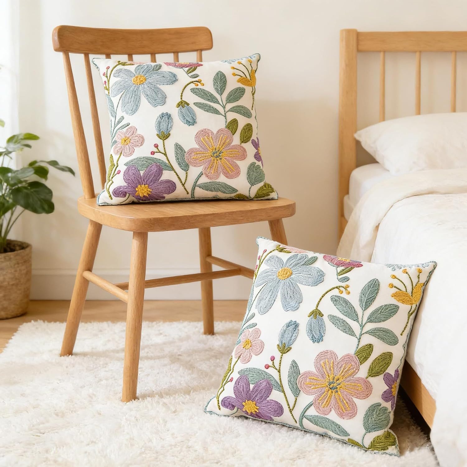 FOUORTUNATE-BEE Kissenbezüge Kissenbezüge 45x45 cm 2er Set mit bunten Blumenstickereien Deko, Dekokissenbezüge mit Blumenmuster für Sofa Bett Sessel und Bank – Bild 3 von 5