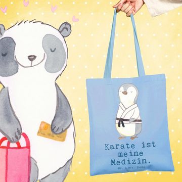 Mr. & Mrs. Panda Tragetasche Pinguin Karate - Sky Blue - Geschenk, Jutebeutel, Karate Verein, Kamp (1-tlg), Design-Highlight