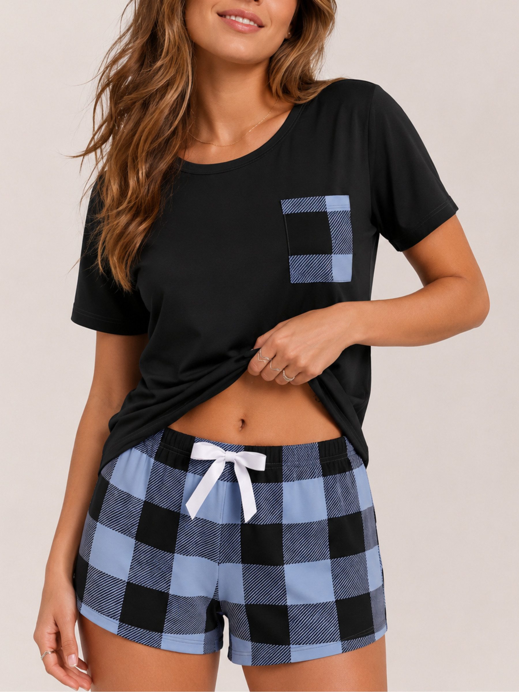 Elegant Love Shorty Damen Loungewear – Pyjama-Set (Set, 2 tlg., Kurzarmshirt mit Brusttasche & Shorts mit Bindeband) Stilvolle Nachtwäsche und komfortable Loungewear