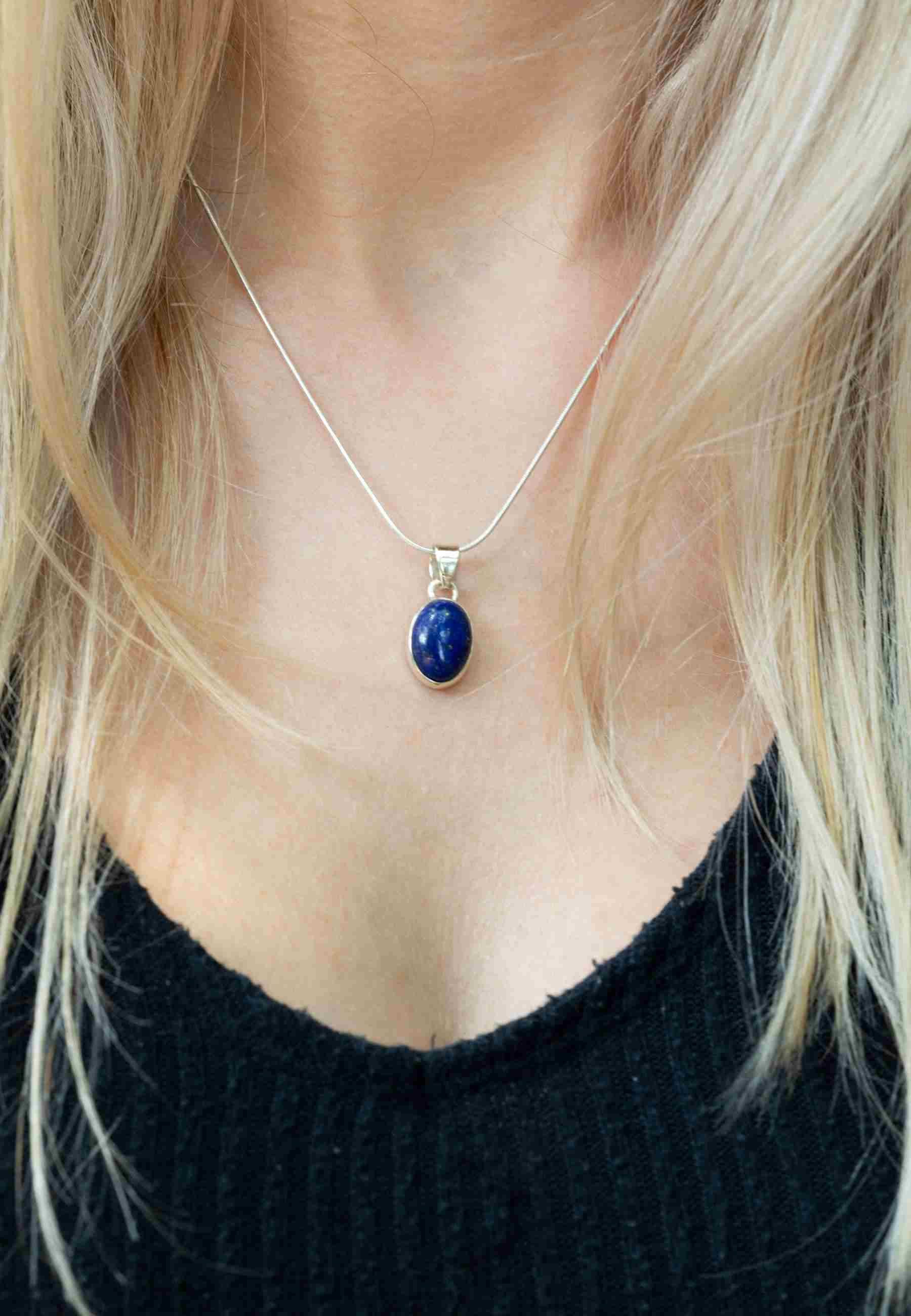 mantraroma Kette mit Anhänger SAMA oval günstig online kaufen